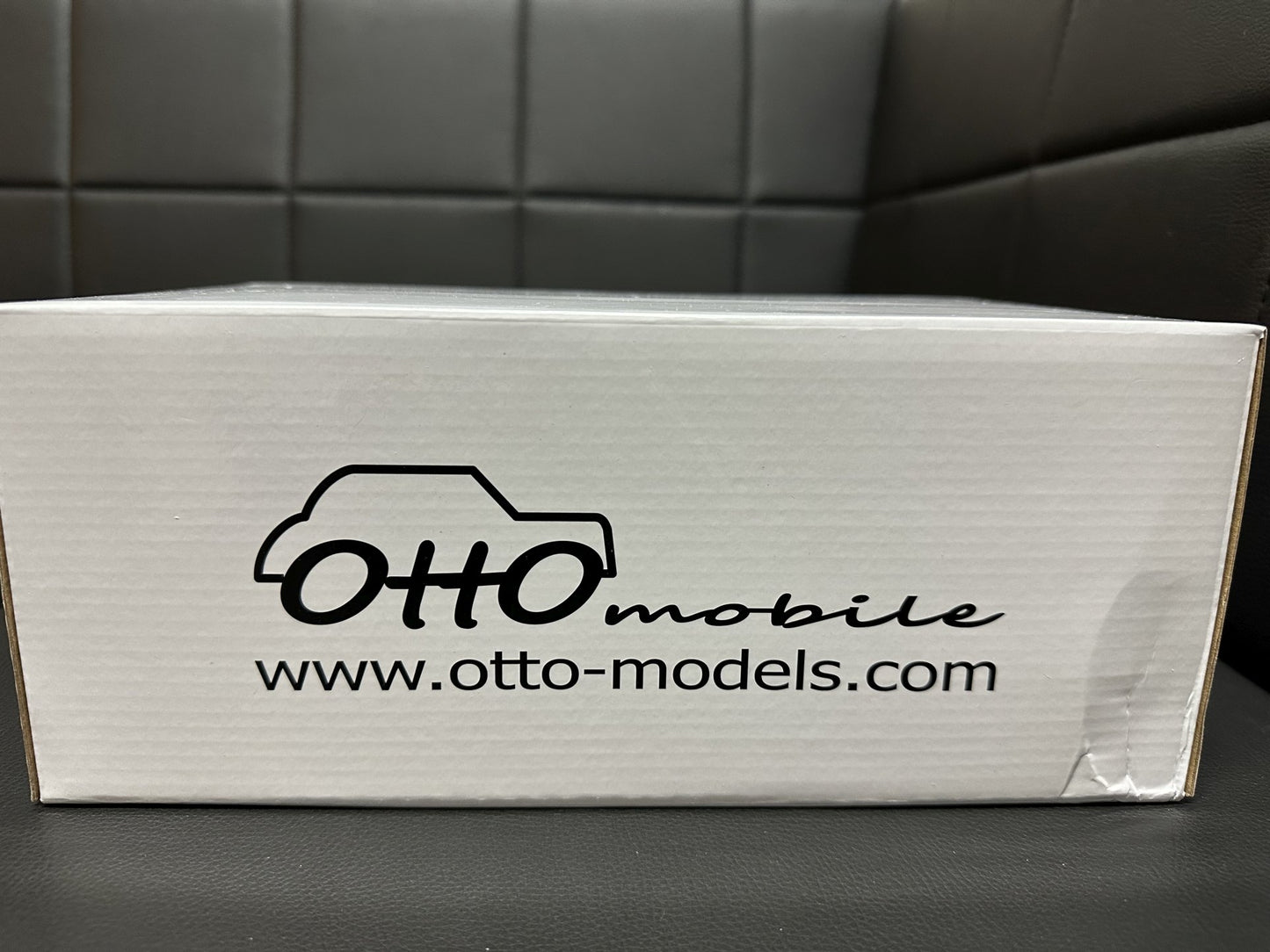 Bmw M3 E36 Cabrio red Limitiert 173/2500 1:18 OTTO OT1048 Бмв M3 Е36 червен Кабрио Лимитирана