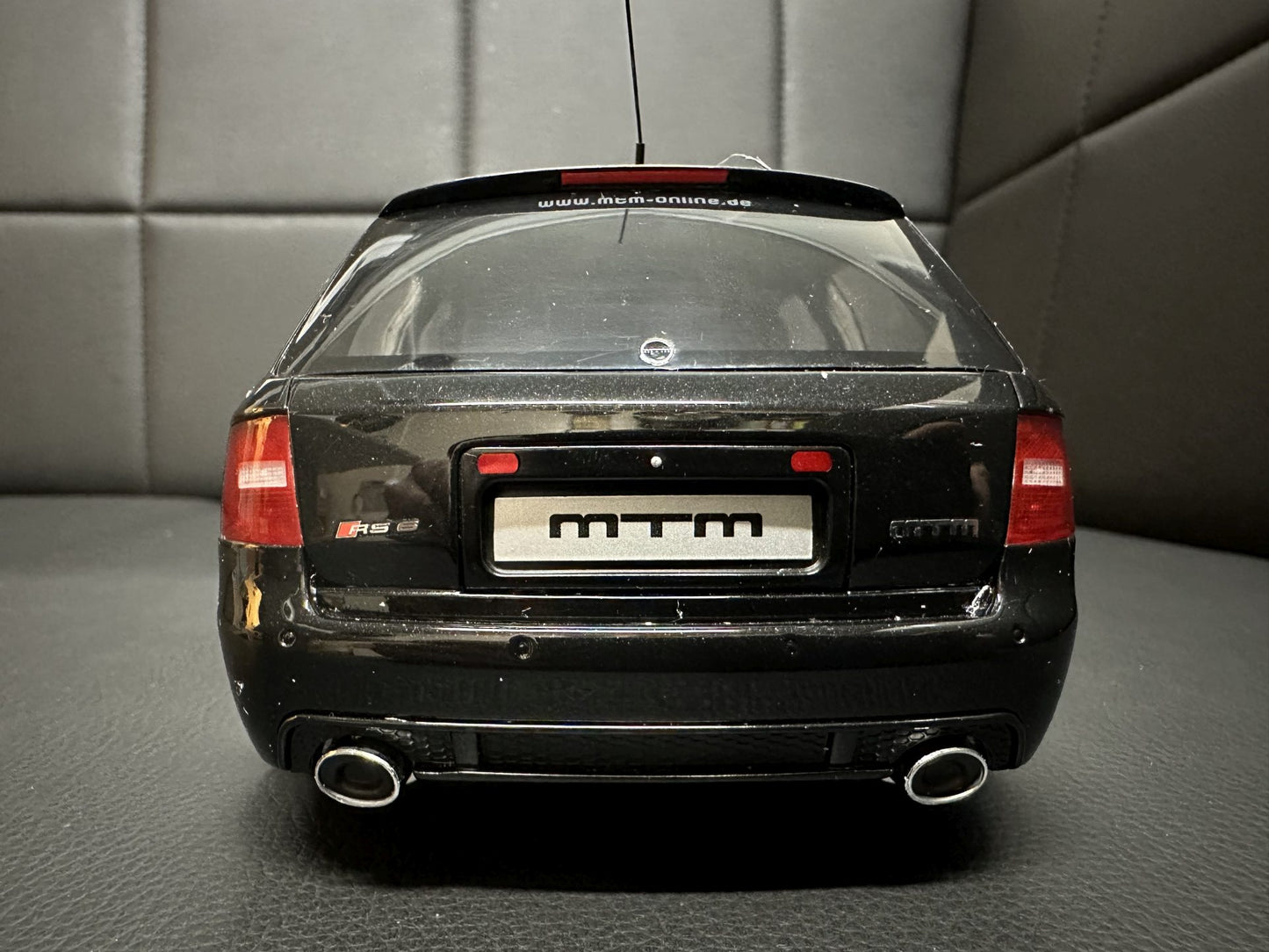 Audi RS6 C5 MTM Clubsport Kombi black Limitiert 1052/3000 1:18 OTTO OT992 Ауди РС6 МТМ черен Комби Лимитирана