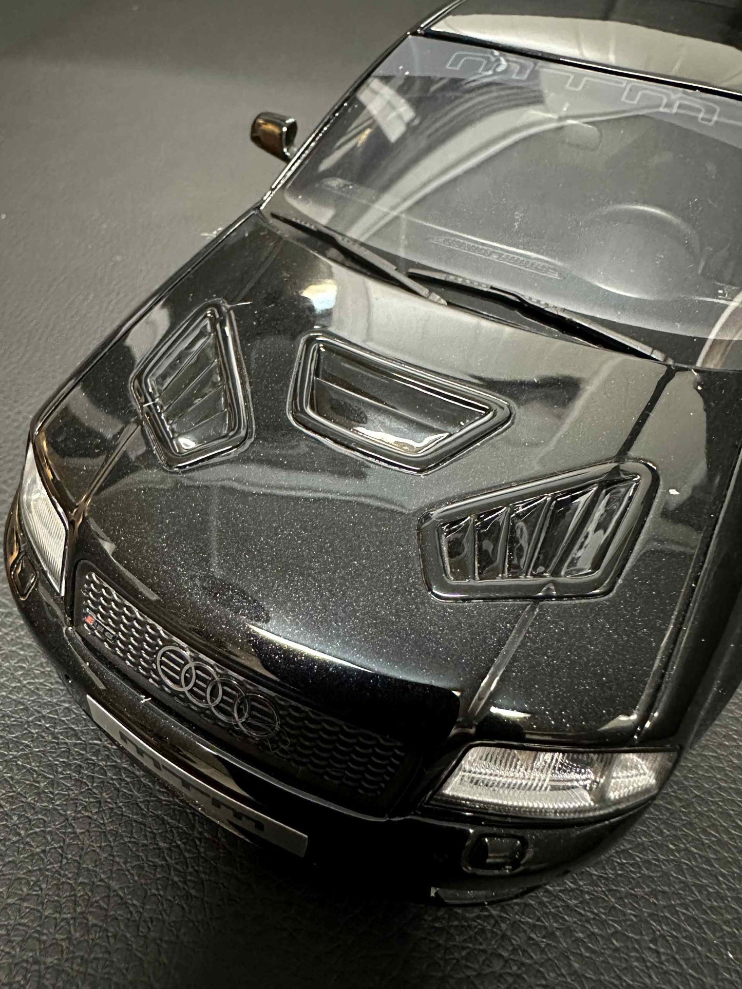 Audi RS6 C5 MTM Clubsport Kombi black Limitiert 1052/3000 1:18 OTTO OT992 Ауди РС6 МТМ черен Комби Лимитирана