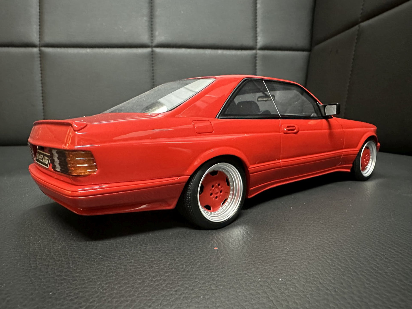 Mercedes Benz 560SEC AMG W126 Red Limitiert 1968/2000 1:18 OTTO OT995 Мерцедес Бенц Лимитирана червен
