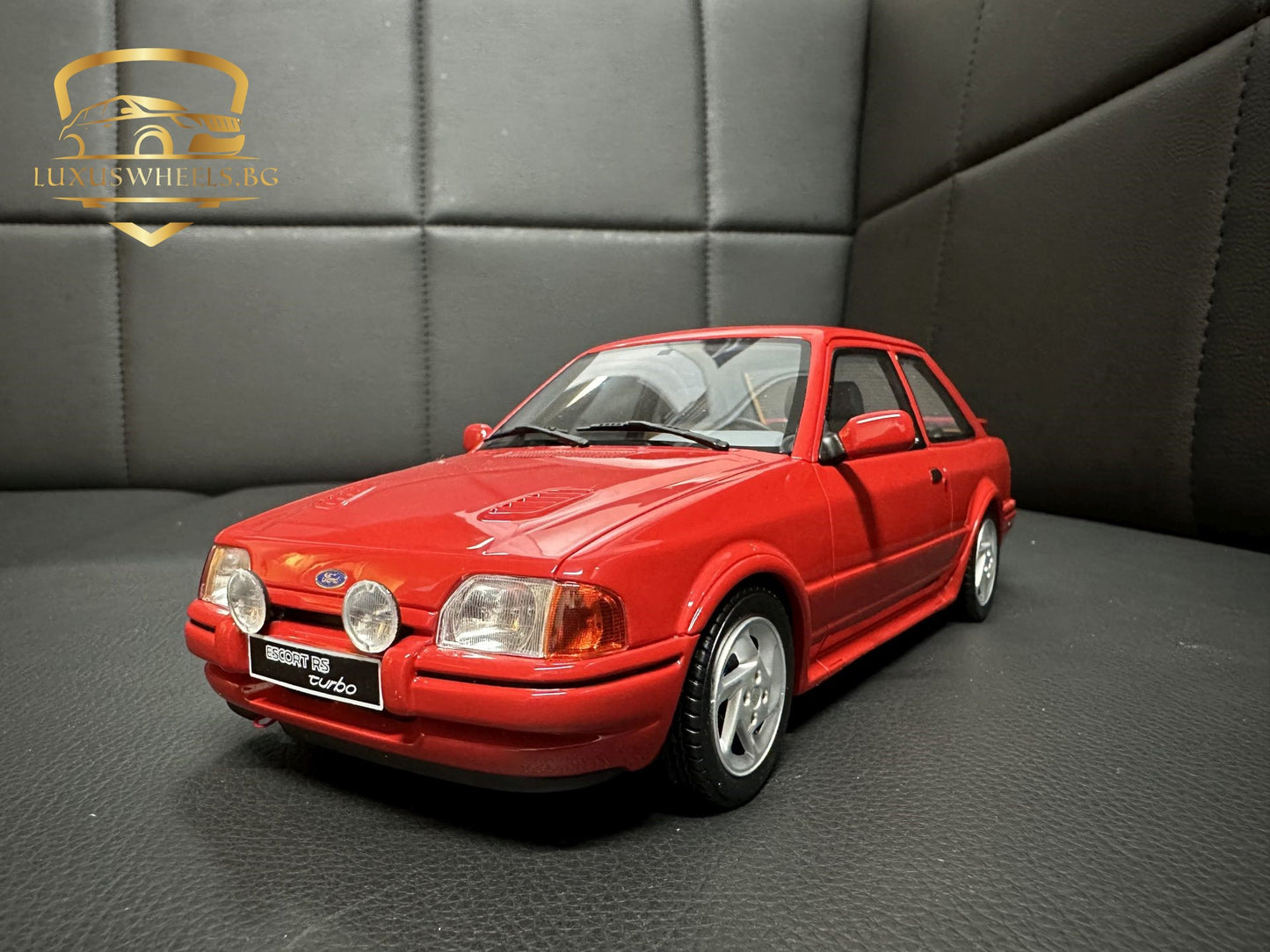 Ford Escort MK4 RS Turbo Coupe red Limitiert 1747/3000 1:18 OTTO OT826 Форд Ескорт МК4 Турбо червен Лимитирана