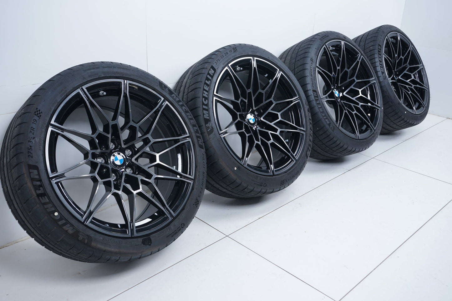 Оригинал BMW M3 G80 M4 G82 19/20 Zoll Бмв М3 М4 Г80 Г82 джанти М826 летен комплект летни гуми
