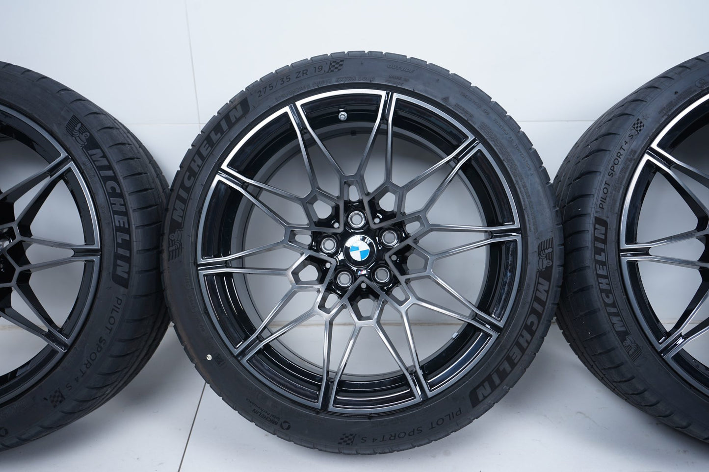 Оригинал BMW M3 G80 M4 G82 19/20 Zoll Бмв М3 М4 Г80 Г82 джанти М826 летен комплект летни гуми