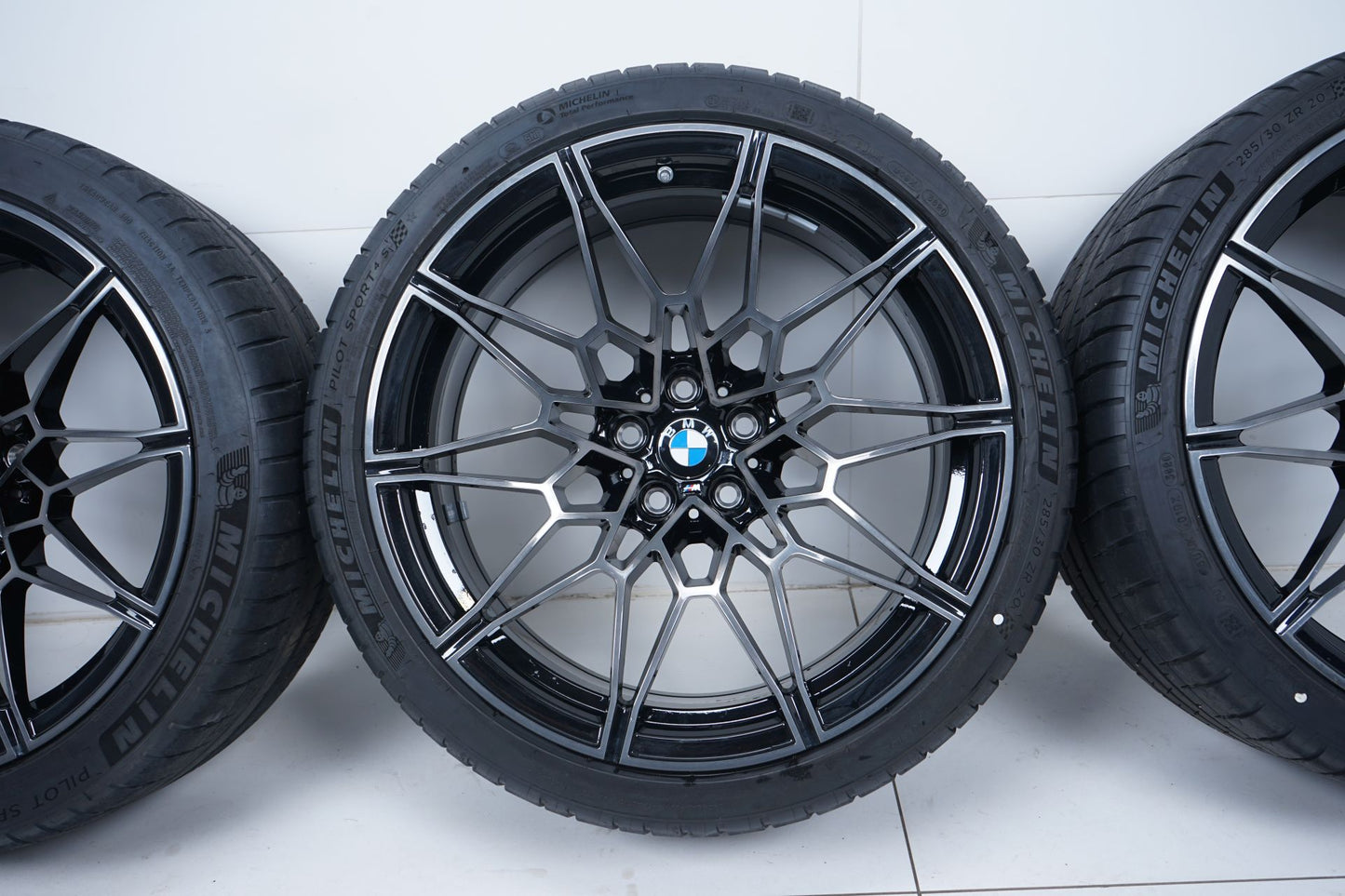 Оригинал BMW M3 G80 M4 G82 19/20 Zoll Бмв М3 М4 Г80 Г82 джанти М826 летен комплект летни гуми