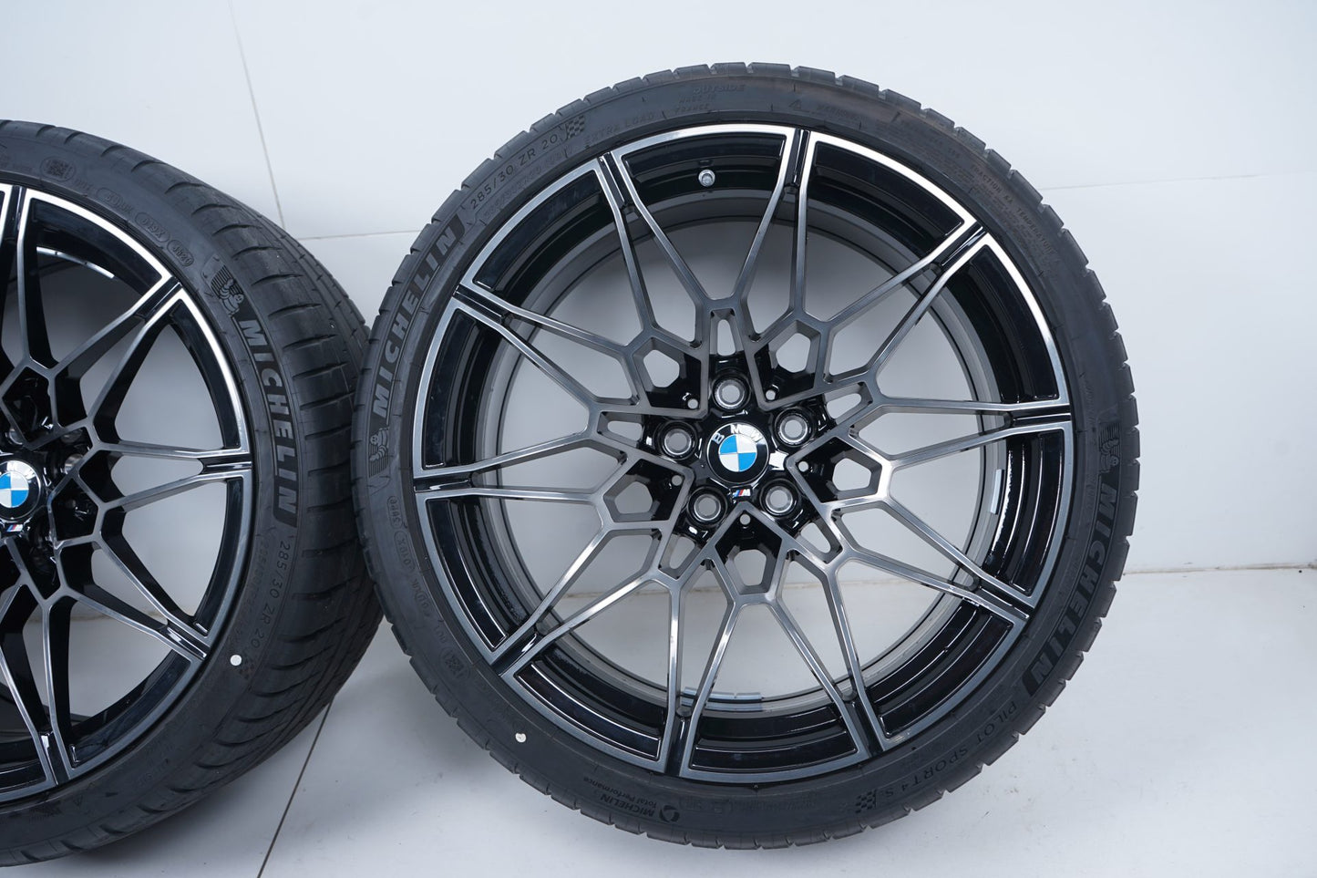 Оригинал BMW M3 G80 M4 G82 19/20 Zoll Бмв М3 М4 Г80 Г82 джанти М826 летен комплект летни гуми