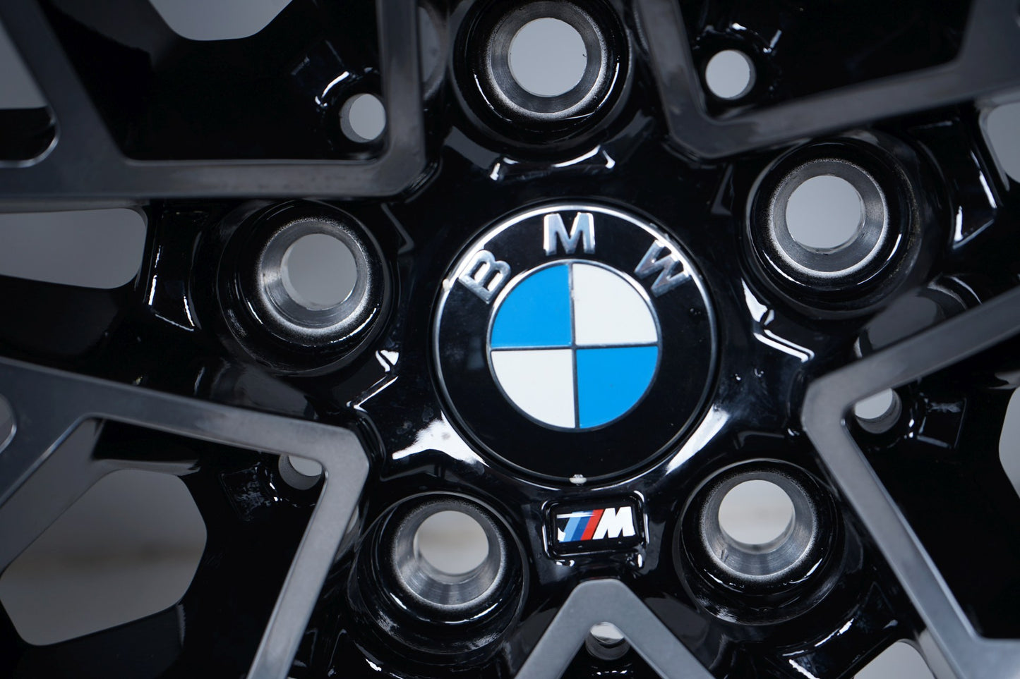 Оригинал BMW M3 G80 M4 G82 19/20 Zoll Бмв М3 М4 Г80 Г82 джанти М826 летен комплект летни гуми