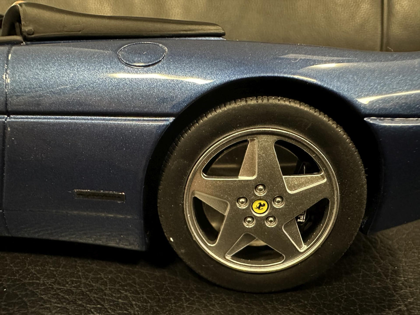 Ferrari 348 Spider Cabrio blue Limitiert 365/999 1:18 GT Spirit GT333 Ферари 348 Спайдер Кабрио син Лимитирана