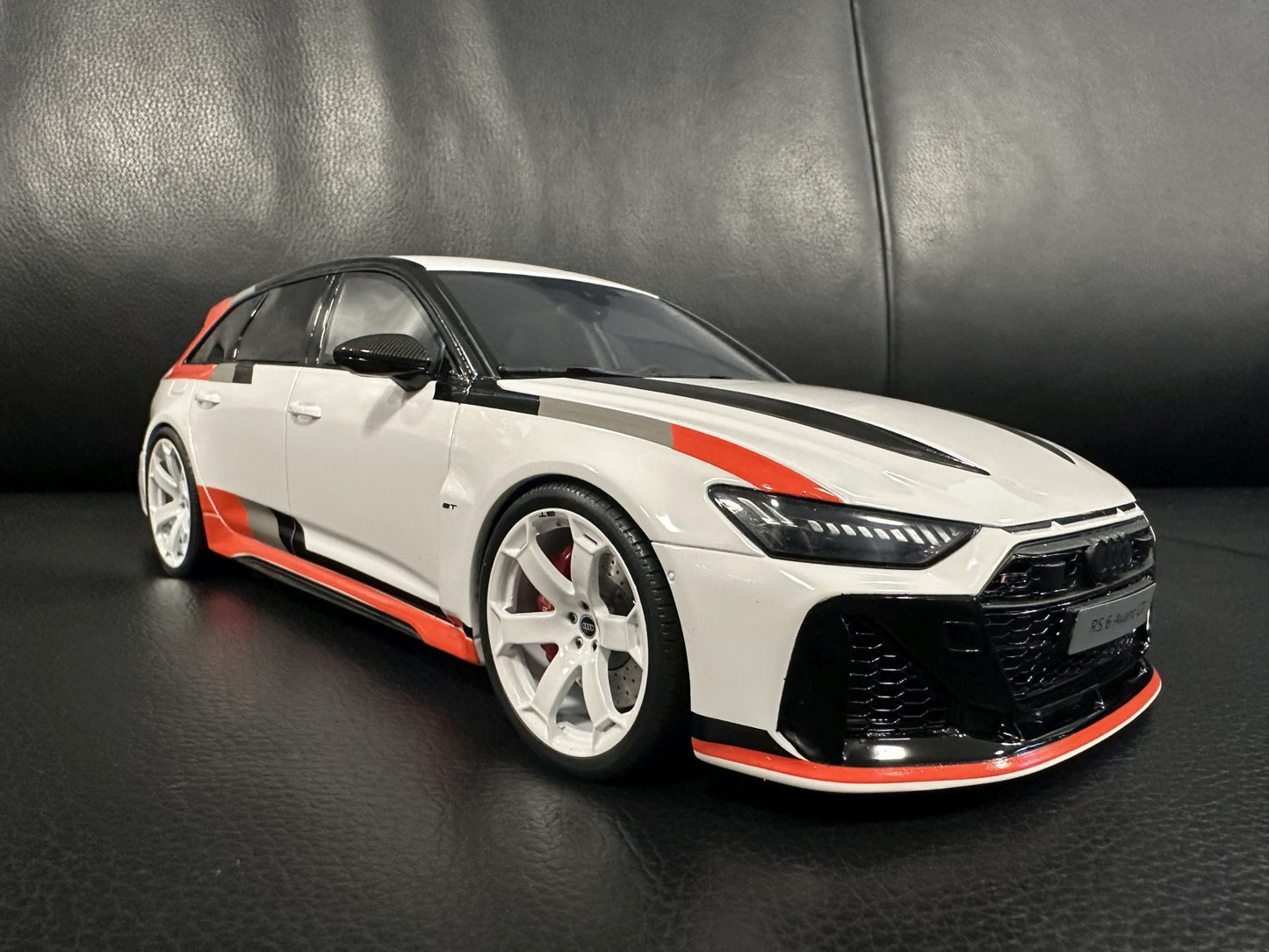 Audi RS6 GT Arkona 2024 Kombi white Limitiert 922/999 1:18 GT Spirit GT512 Ауди РС6 бял Комби Лимитирана