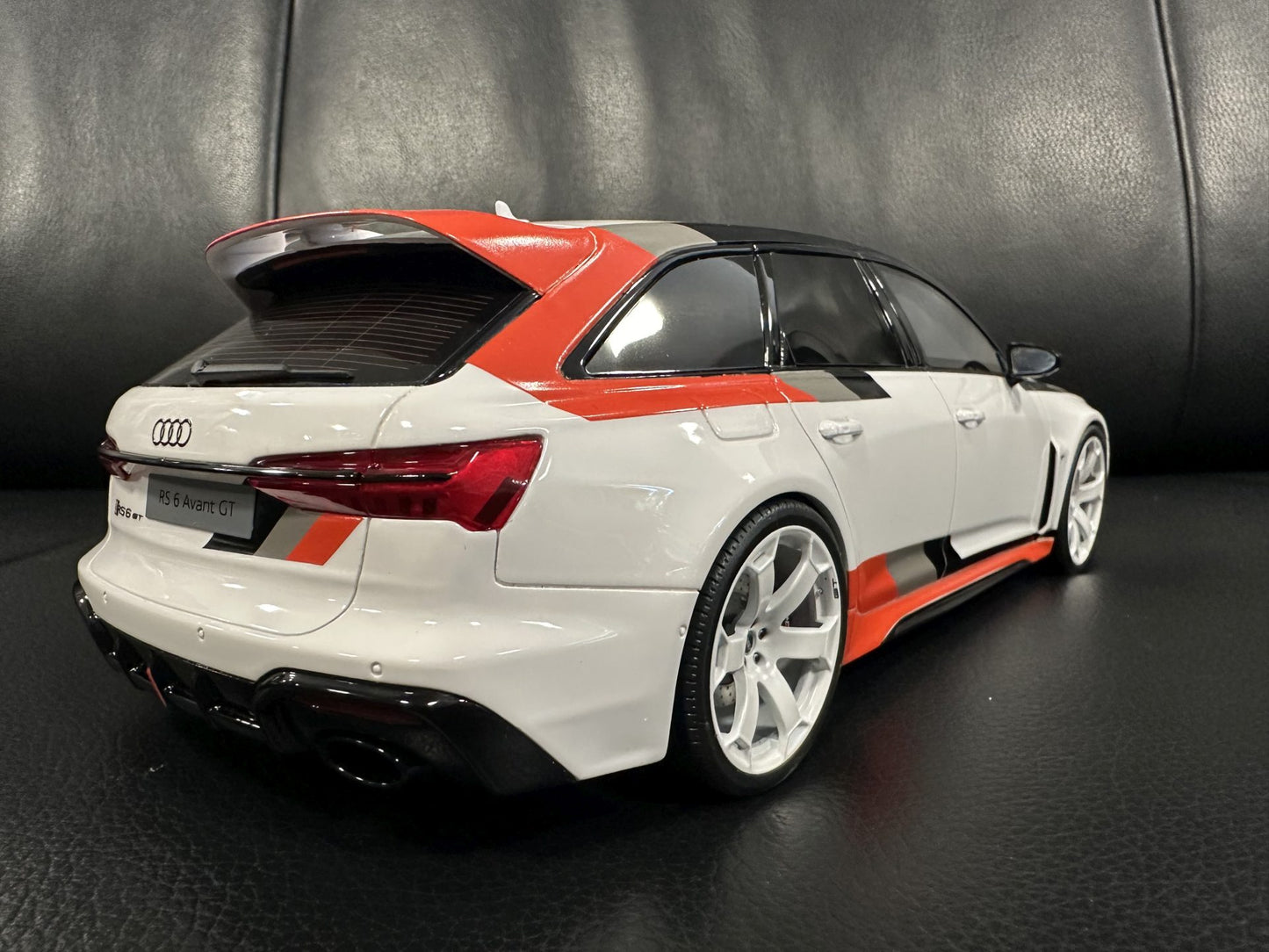 Audi RS6 GT Arkona 2024 Kombi white Limitiert 922/999 1:18 GT Spirit GT512 Ауди РС6 бял Комби Лимитирана