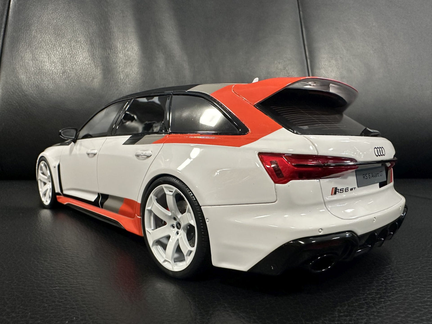 Audi RS6 GT Arkona 2024 Kombi white Limitiert 922/999 1:18 GT Spirit GT512 Ауди РС6 бял Комби Лимитирана