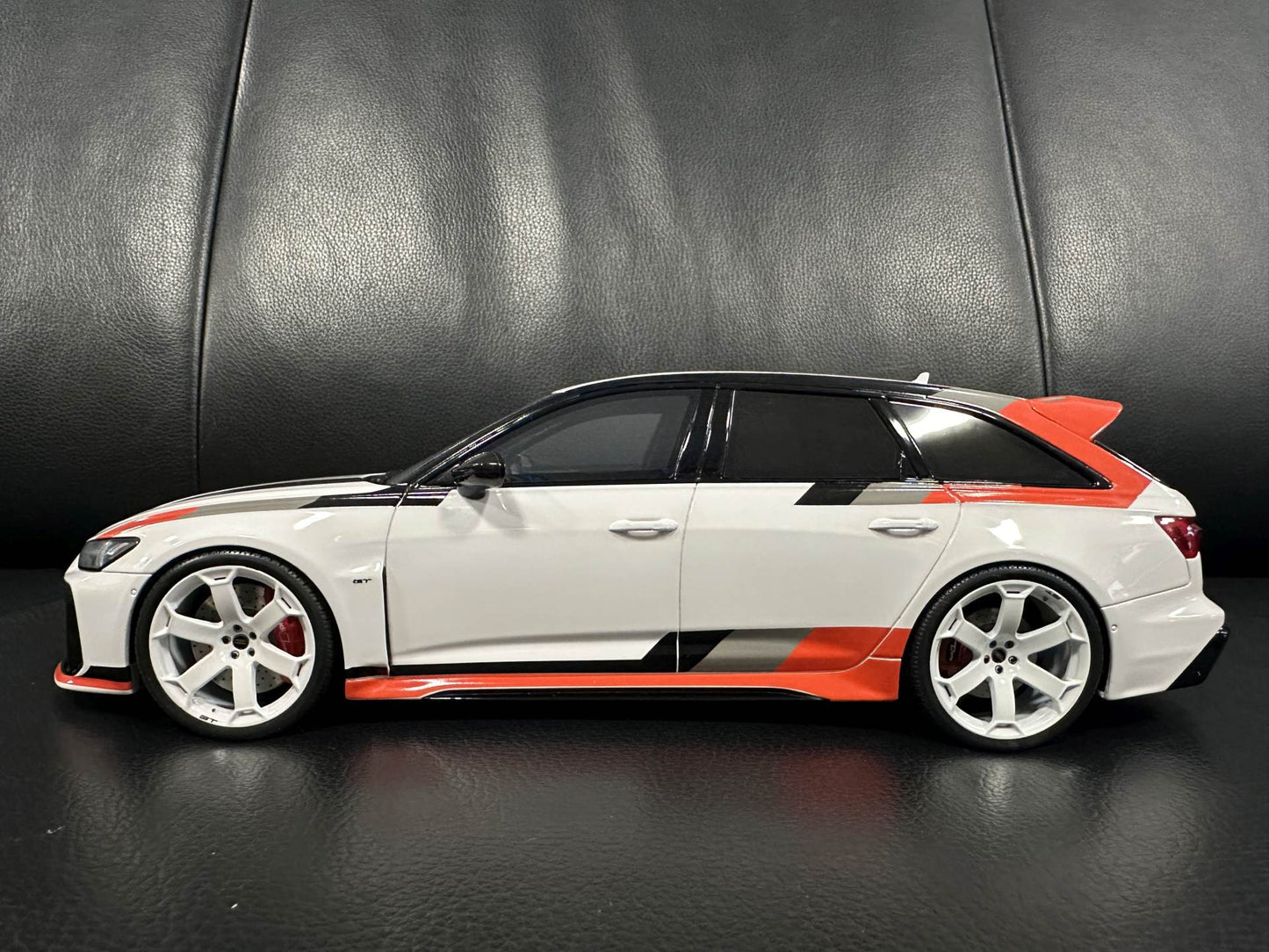 Audi RS6 GT Arkona 2024 Kombi white Limitiert 922/999 1:18 GT Spirit GT512 Ауди РС6 бял Комби Лимитирана
