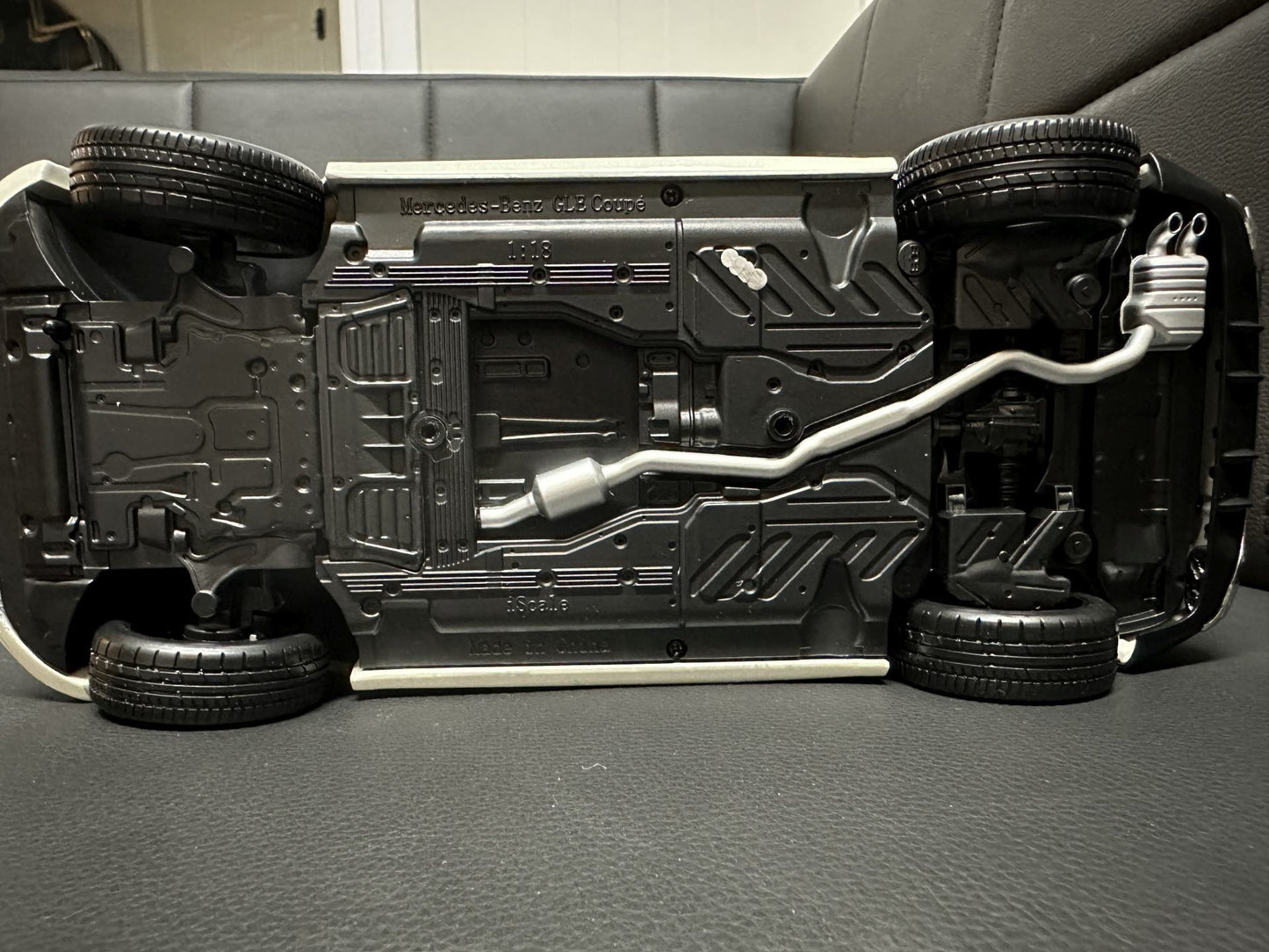 Mercedes Benz GLE Coupe V167 white 1:18 i Scale Мерцедес Бенц ГЛЕ Купе бял