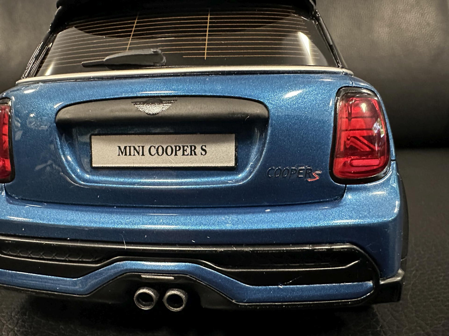 MINI Cooper S 2021 blue Limitiert 353/999 1:18 OTTO OT982 Мини Купър С Лимитирана син