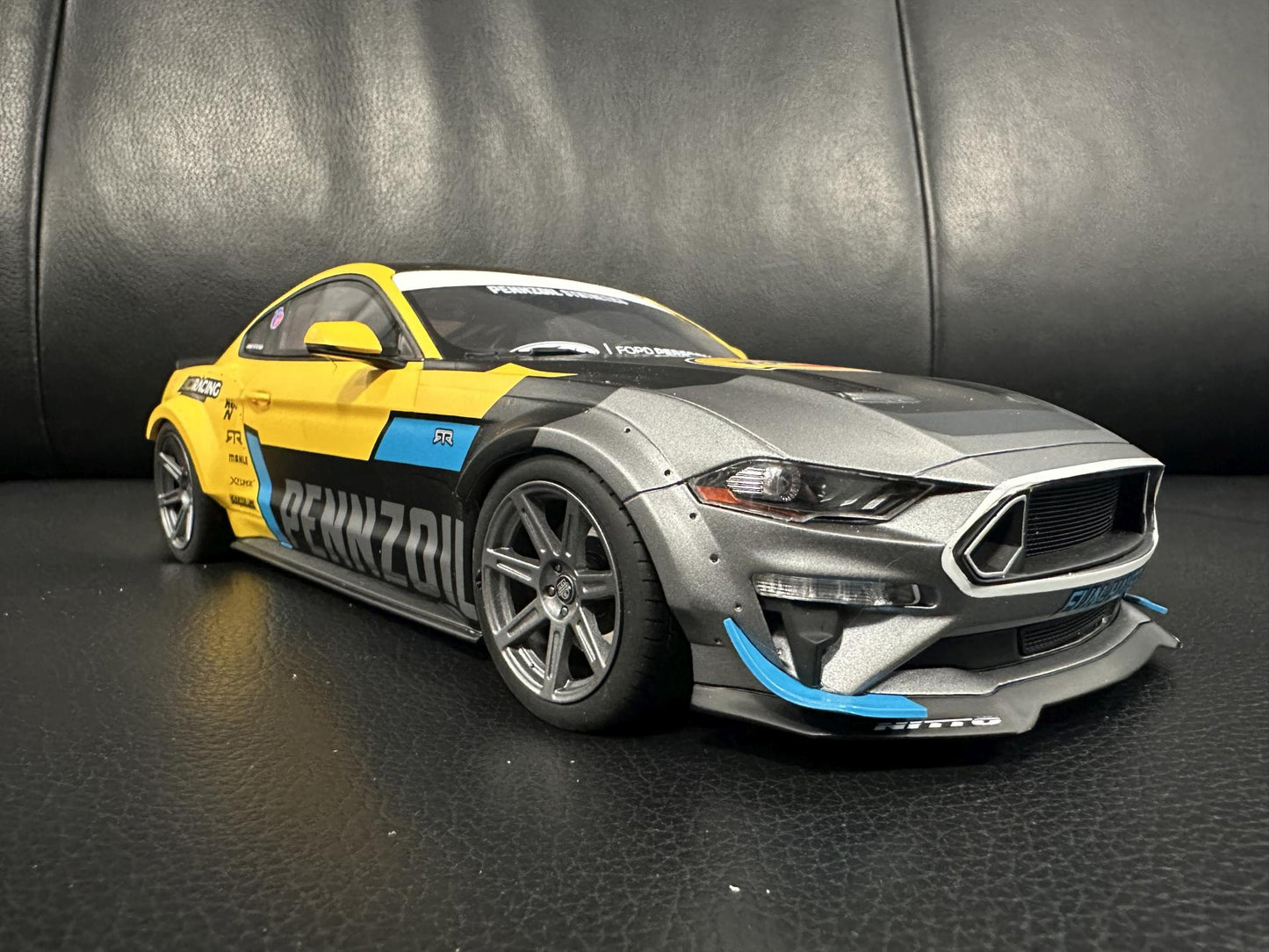 Ford Mustang RTP SPEC 5 Pennzoil Limitiert 353 1:18 GT Spirit US056 Форд Мустанг Лимитирана