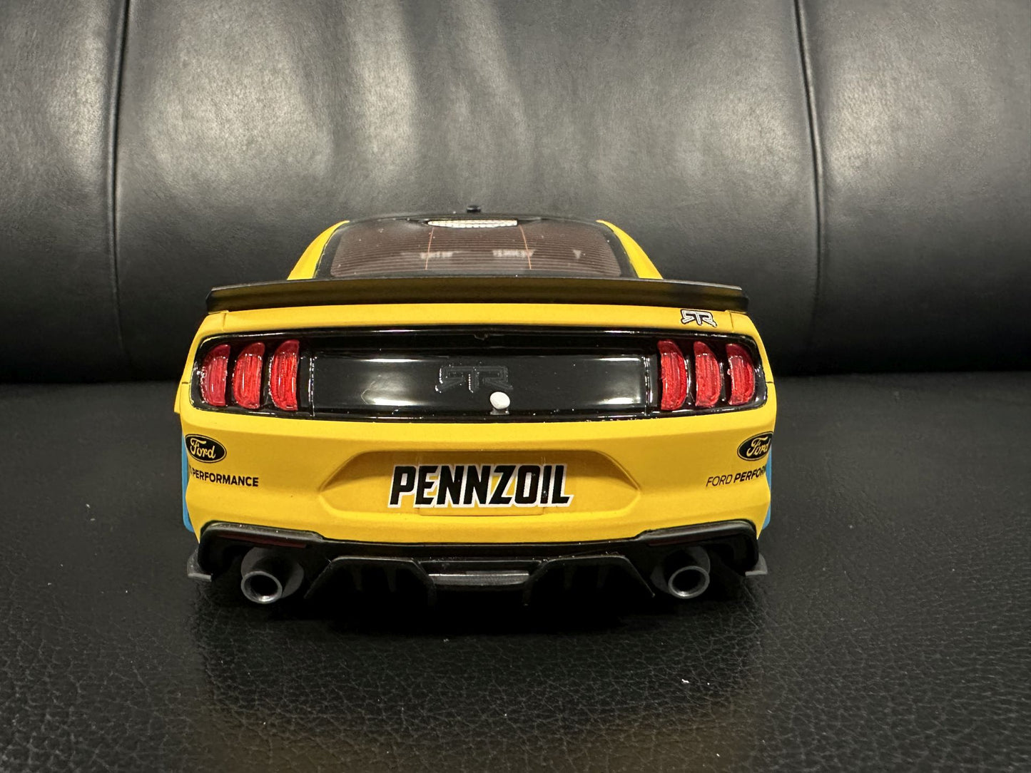 Ford Mustang RTP SPEC 5 Pennzoil Limitiert 353 1:18 GT Spirit US056 Форд Мустанг Лимитирана