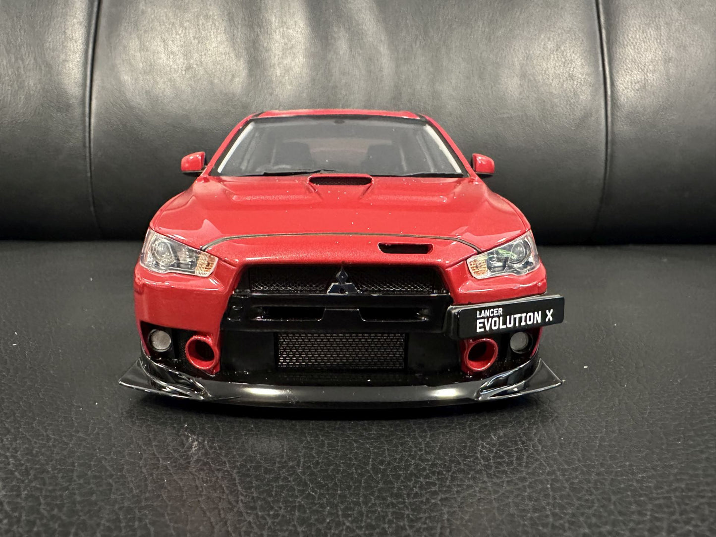 Mitsubishi Lancer EVO X FQ 400 2012 red Limitiert 355/2000 1:18 OTTO OT1084 Митсубиши Лансер Лимитирана