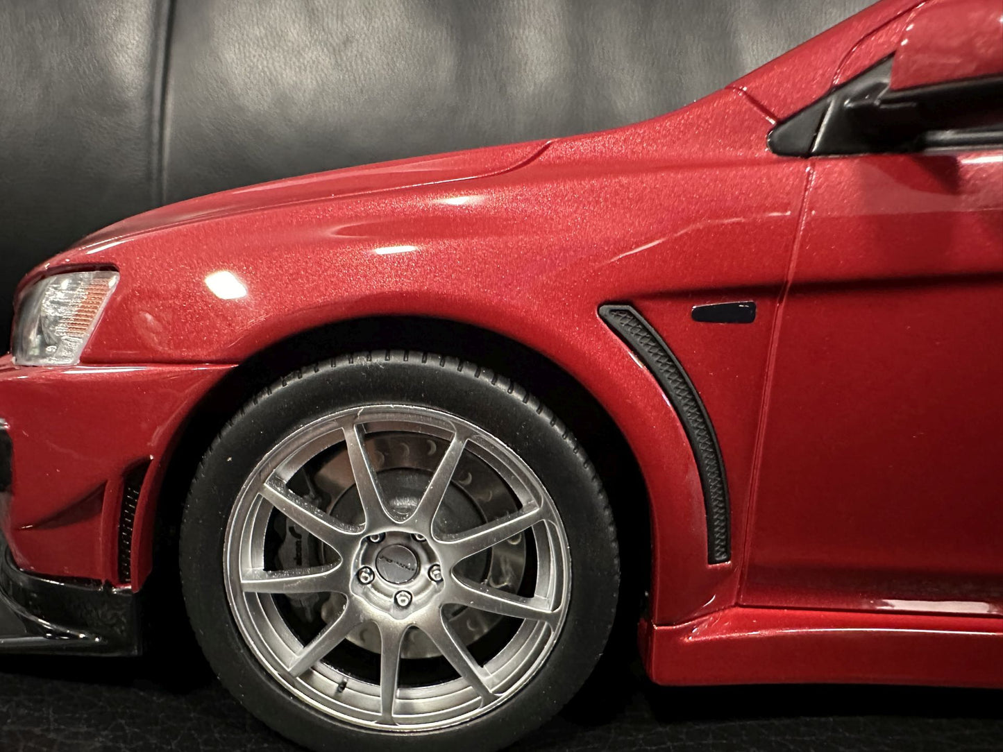 Mitsubishi Lancer EVO X FQ 400 2012 red Limitiert 355/2000 1:18 OTTO OT1084 Митсубиши Лансер Лимитирана