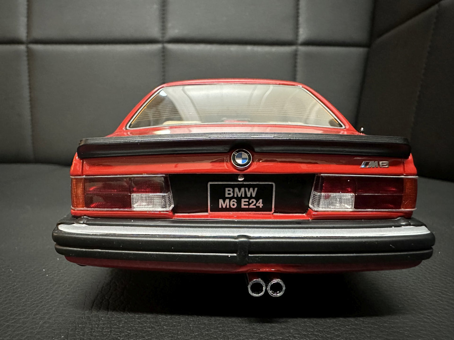 Bmw M6 E24 US 1986 Limousine red Limitiert 346/3000 1:18 OTTO OT1018 Бмв М6 Е24 червен Лимитирана