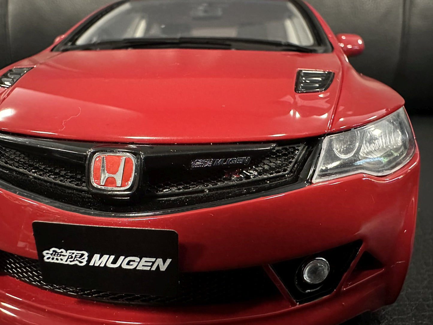 Honda Civic Mugen RR Milano red Limitiert 1015/3000 1:18 OTTO OT1019 Хонда Сивик Р червен Лимитирана
