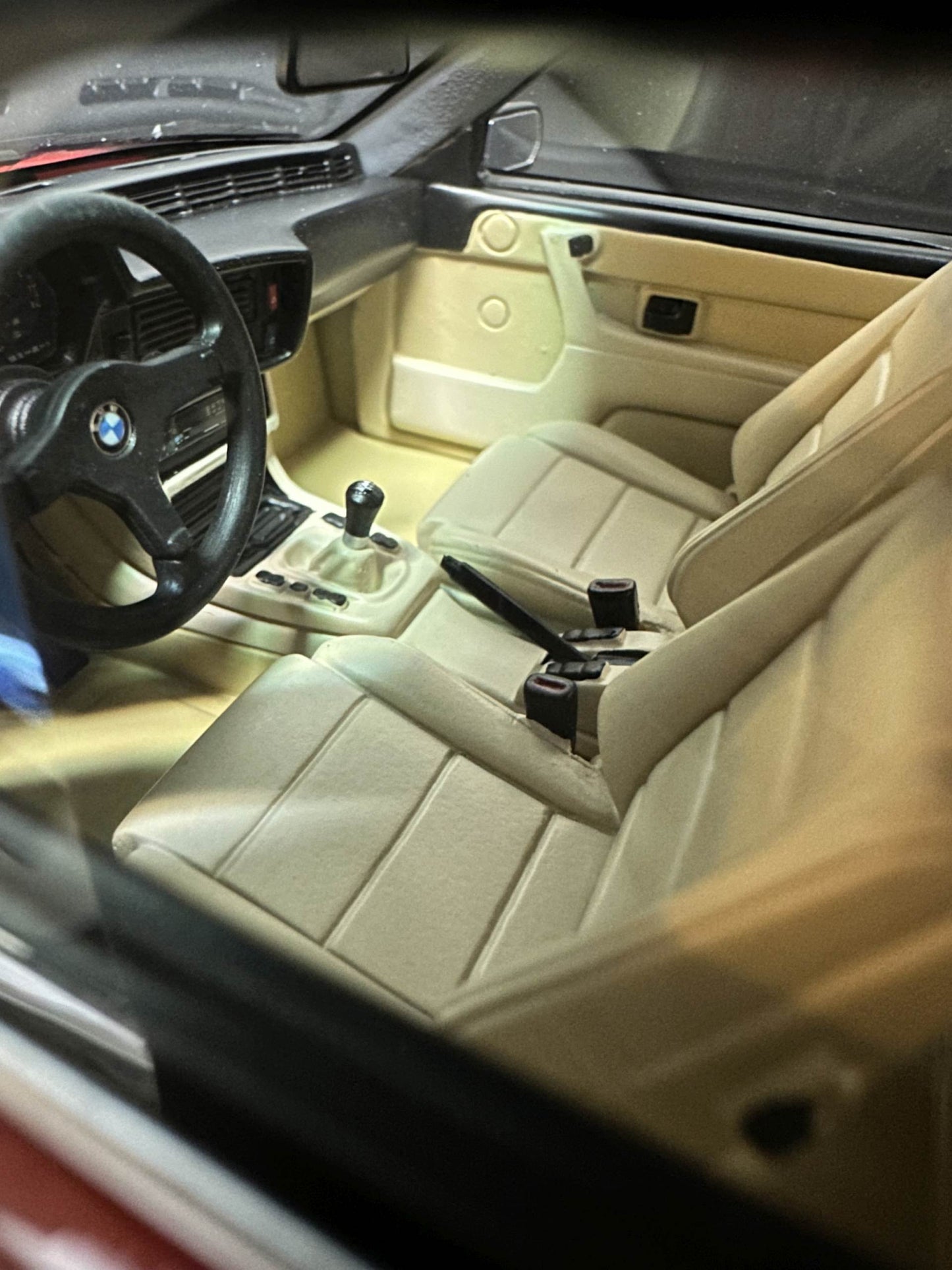 Bmw M6 E24 US 1986 Limousine red Limitiert 346/3000 1:18 OTTO OT1018 Бмв М6 Е24 червен Лимитирана