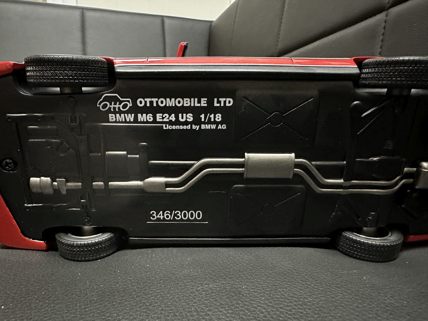 Bmw M6 E24 US 1986 Limousine red Limitiert 346/3000 1:18 OTTO OT1018 Бмв М6 Е24 червен Лимитирана
