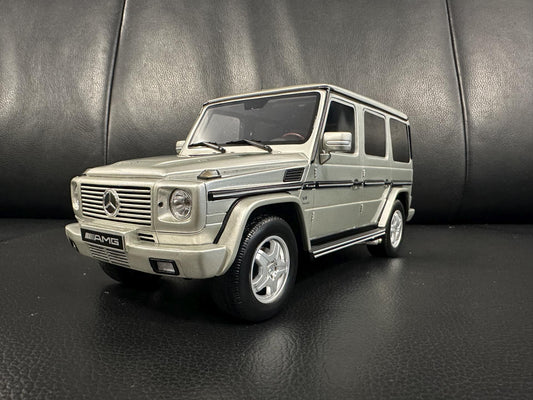 Mercedes Benz G55 AMG iridium silver 2003 Limitiert 53/999 1:18 Ottomobile OT1126 Мерцедес Бенц Г55 АМГ сив Лимитирана