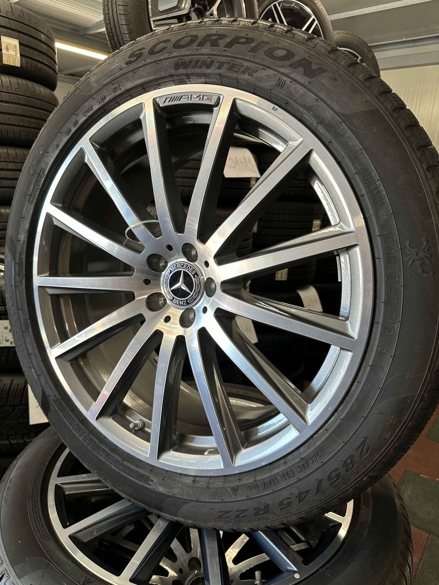 Оригинал Mercedes GLS X167 W167 22 Zoll Мерцедес ГЛС X167 W167 22 цола джанти зимен комплект зимни гуми