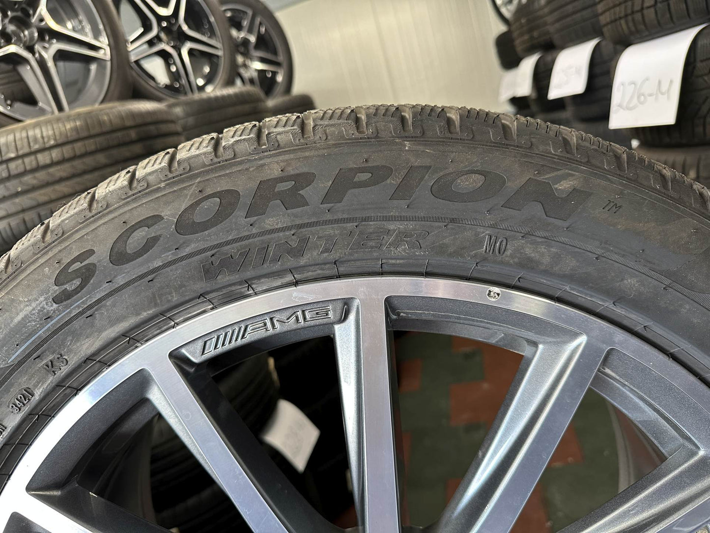 Оригинал Mercedes GLS X167 W167 22 Zoll Мерцедес ГЛС X167 W167 22 цола джанти зимен комплект зимни гуми