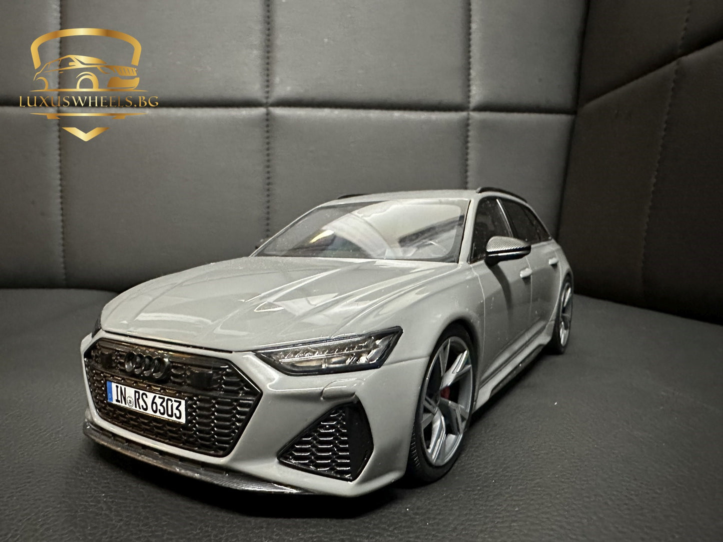 Audi RS6 C8 Kombi nardo grey 1:18 Minichamps 5012016251 Ауди РС6 сив Комби
