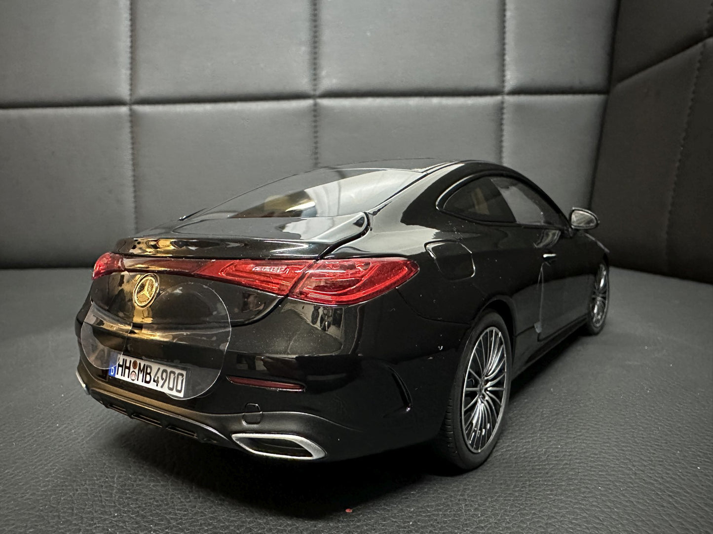 Mercedes Benz CLE W236 black 1:18 NOREV 183937 Мерцедес Бенц ЦЛЕ черен отваряем