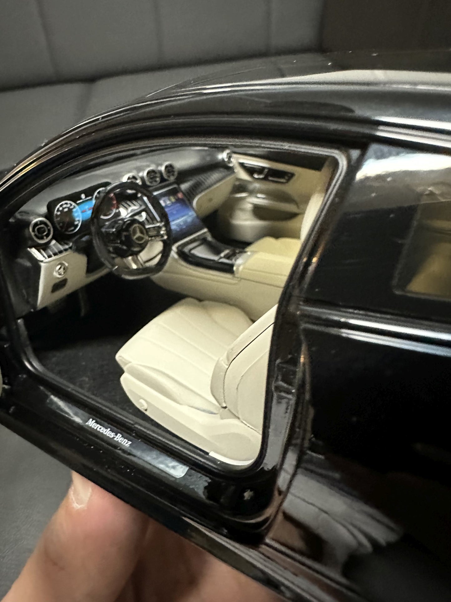 Mercedes Benz CLE W236 black 1:18 NOREV 183937 Мерцедес Бенц ЦЛЕ черен отваряем