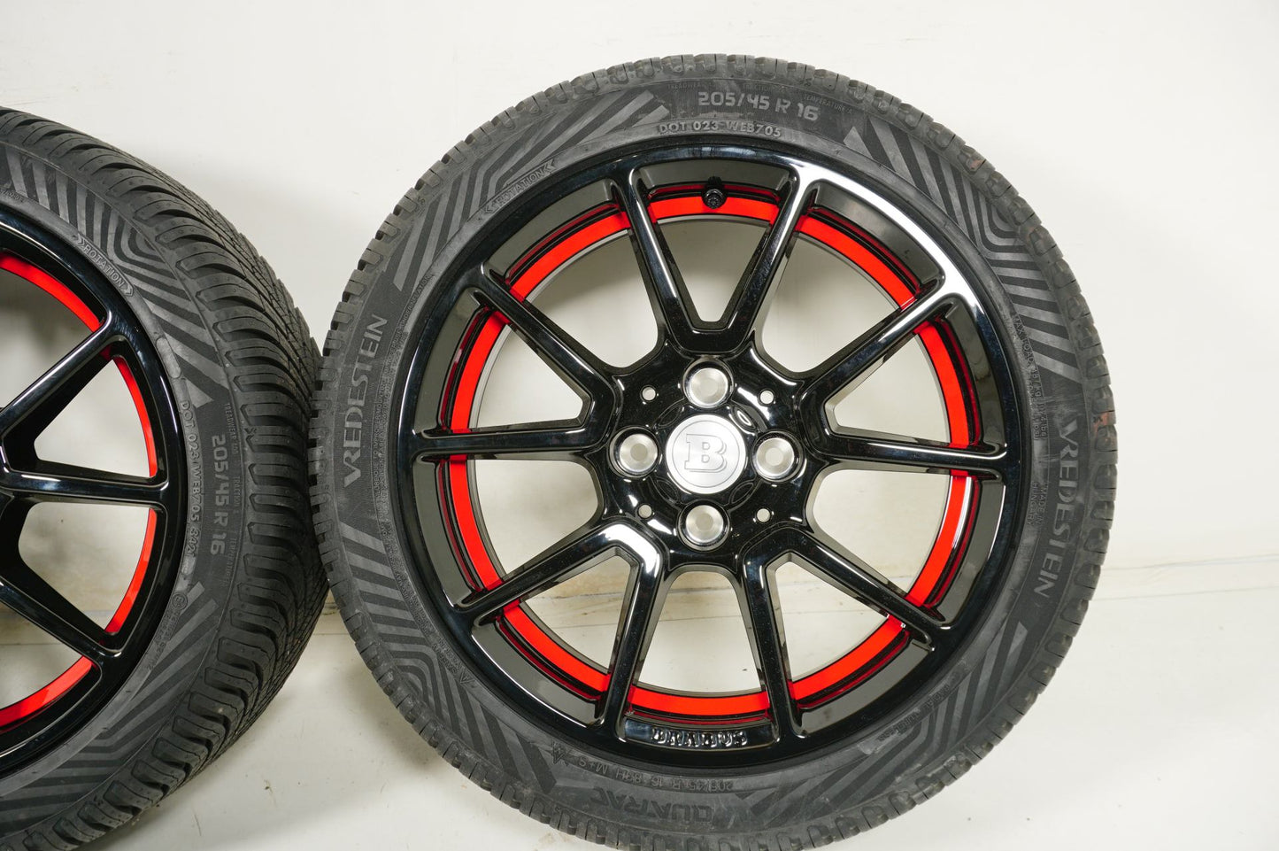 Оригинал Нови Smart W453 Brabus 16 Zoll Смарт Брабус 16 цола Алуминиеви джанти летен/зимен комплект всесезонни гуми