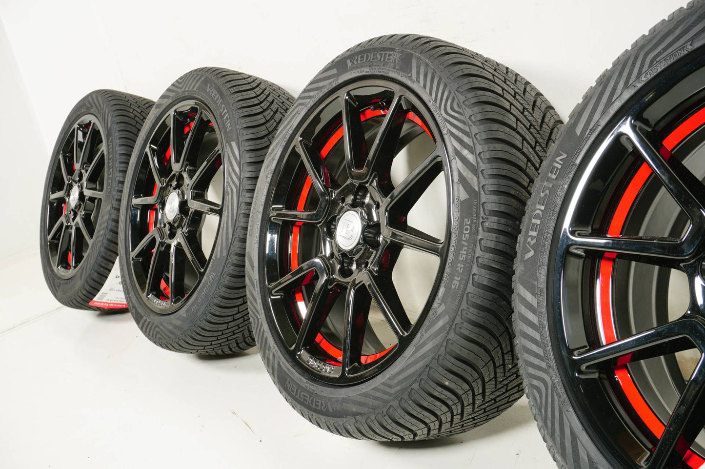 Оригинал Нови Smart W453 Brabus 16 Zoll Смарт Брабус 16 цола Алуминиеви джанти летен/зимен комплект всесезонни гуми