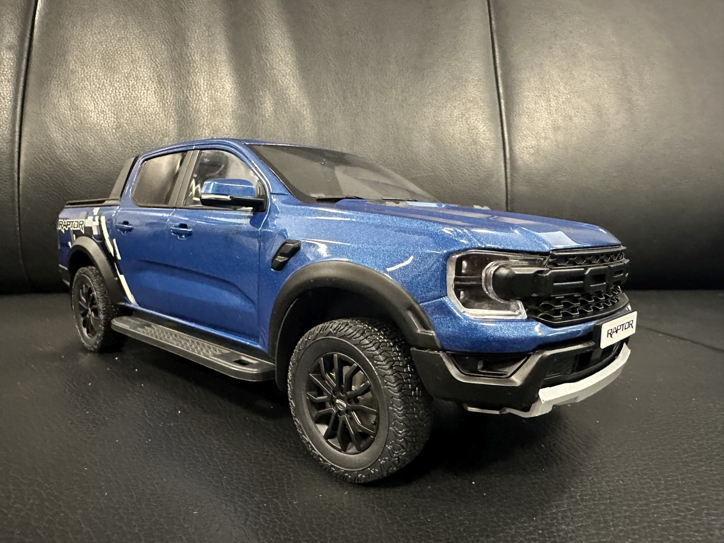 Ford Ranger Raptor blue 1:18 Modelcar MCG 18455 Форд Раптор син