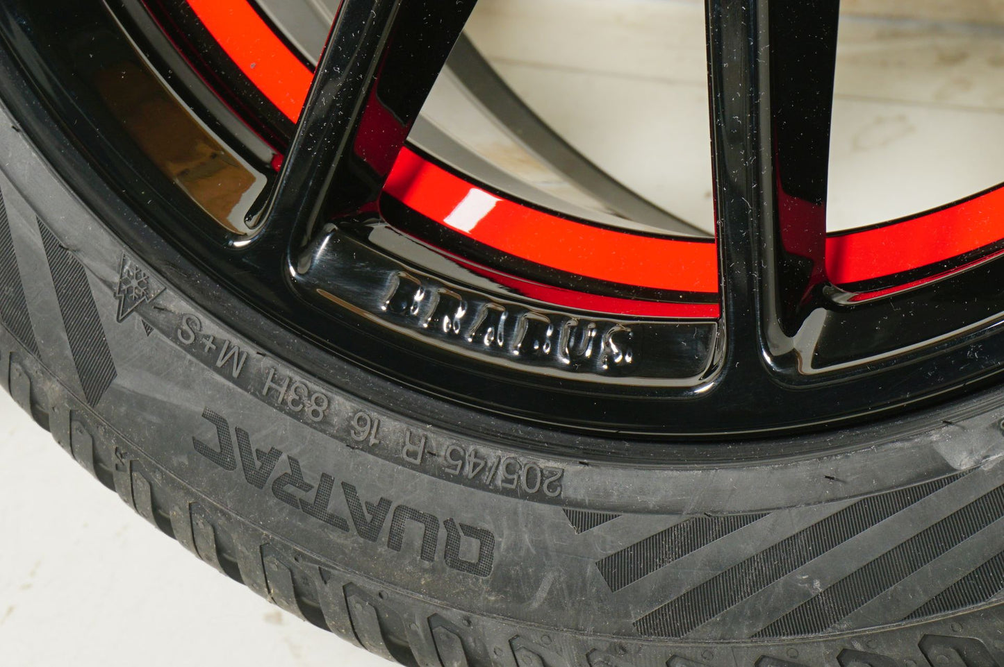 Оригинал Нови Smart W453 Brabus 16 Zoll Смарт Брабус 16 цола Алуминиеви джанти летен/зимен комплект всесезонни гуми