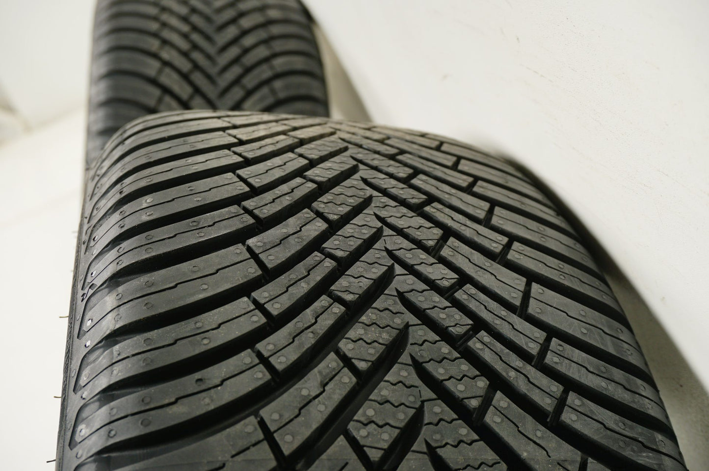 Оригинал Нови Smart W453 Brabus 16 Zoll Смарт Брабус 16 цола Алуминиеви джанти летен/зимен комплект всесезонни гуми