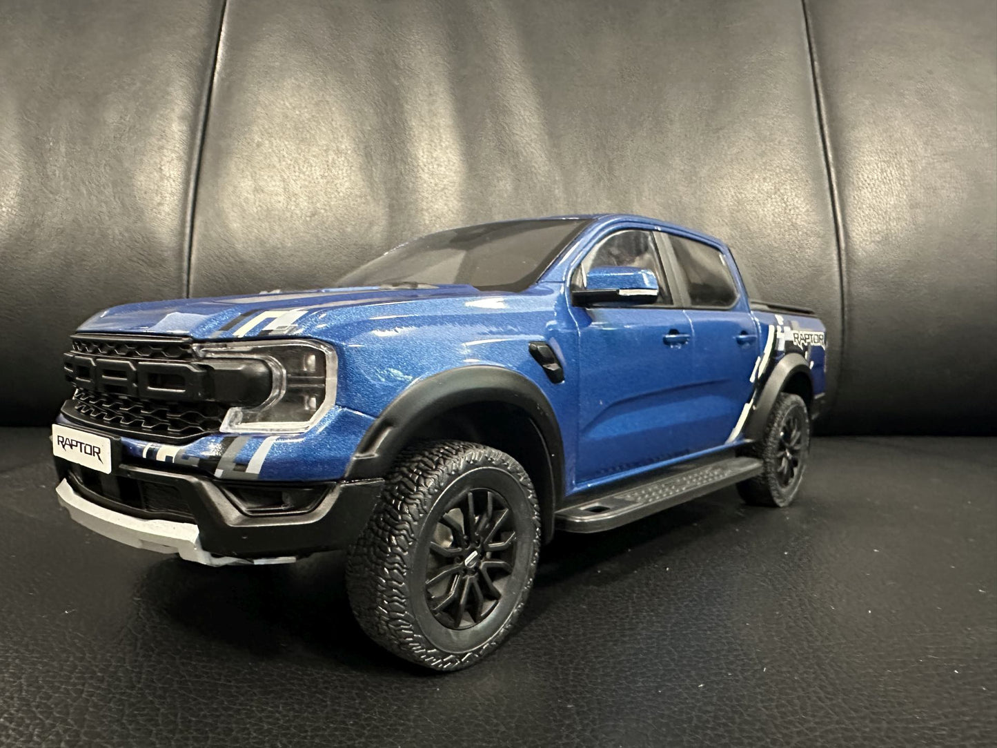 Ford Ranger Raptor blue 1:18 Modelcar MCG 18455 Форд Раптор син