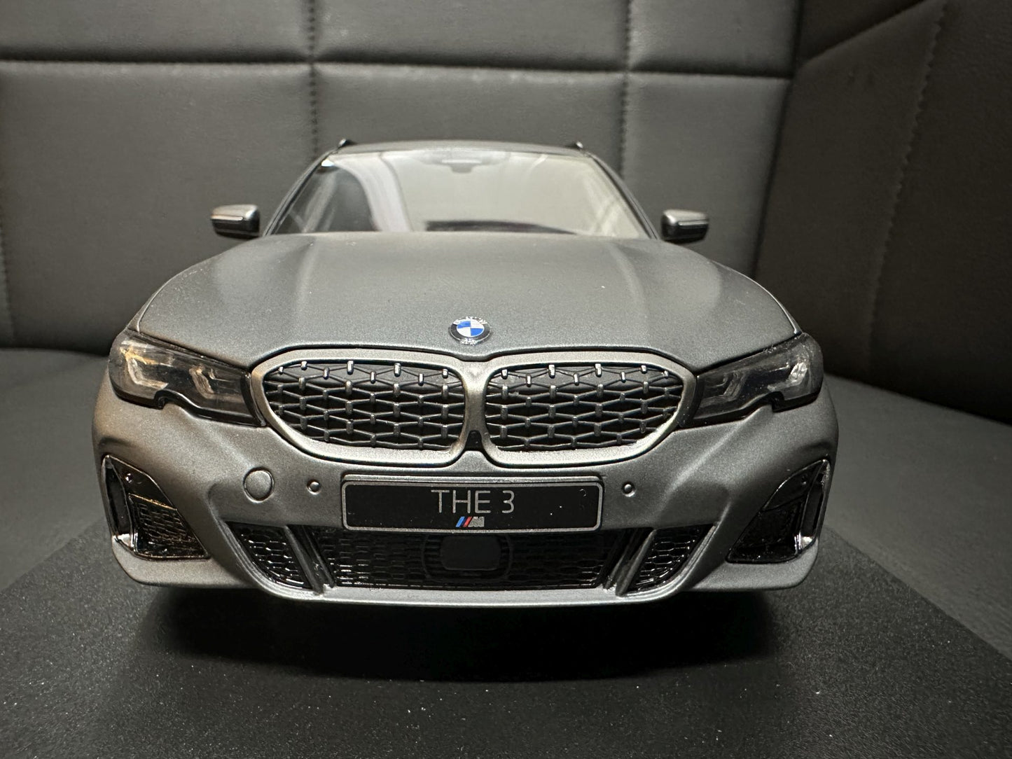 Bmw M340i G21 Kombi 2019 frozen grey 1:18 GT Spirit GT471 Бмв M340 Комби сив мат 2019