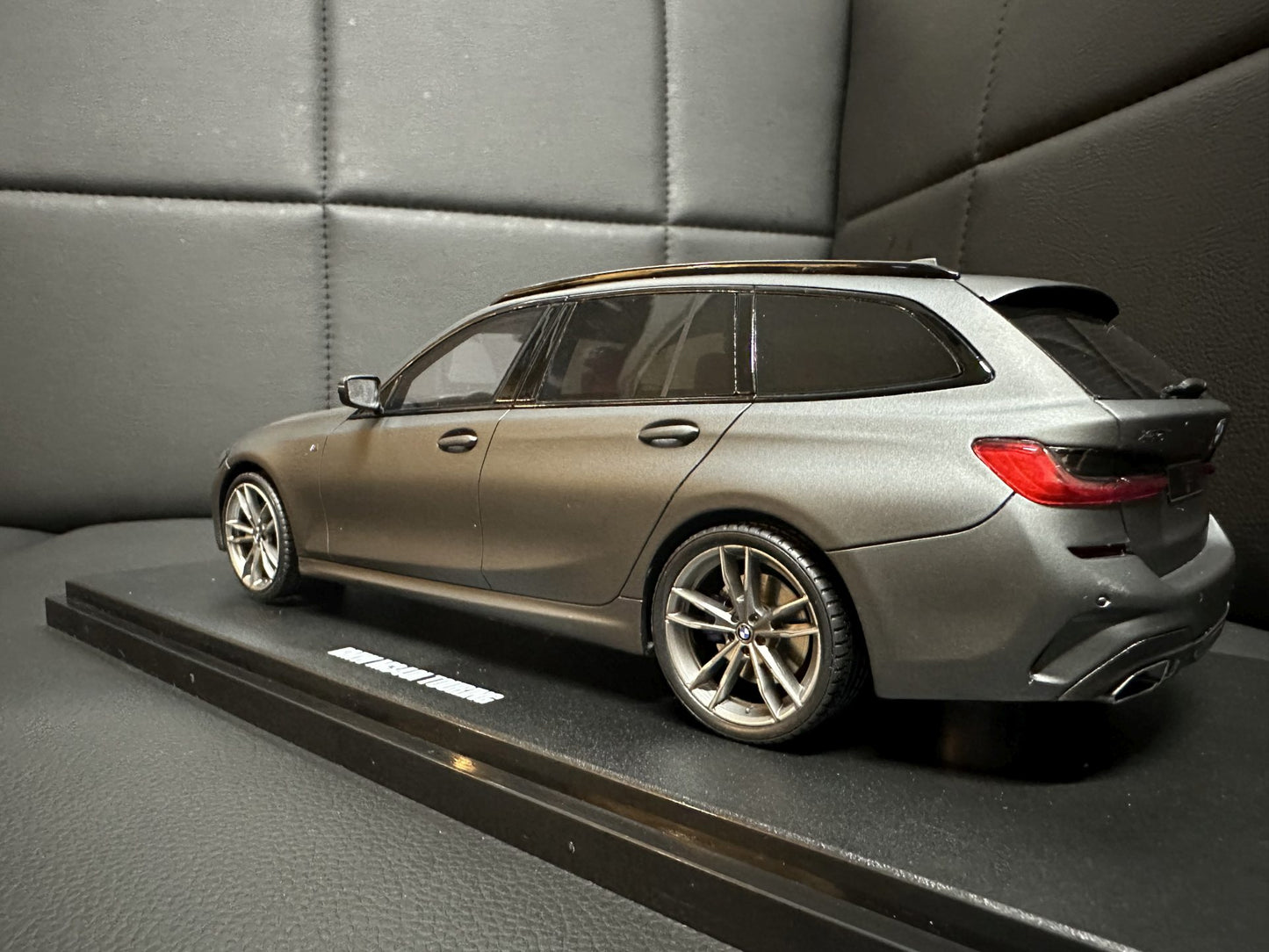 Bmw M340i G21 Kombi 2019 frozen grey 1:18 GT Spirit GT471 Бмв M340 Комби сив мат 2019