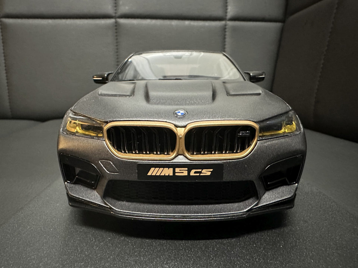 Bmw M5 CS F90 Gold Edition grey Limitiert 1:18 GT Spirit GT893 Бмв M5 сив мат Лимитирана
