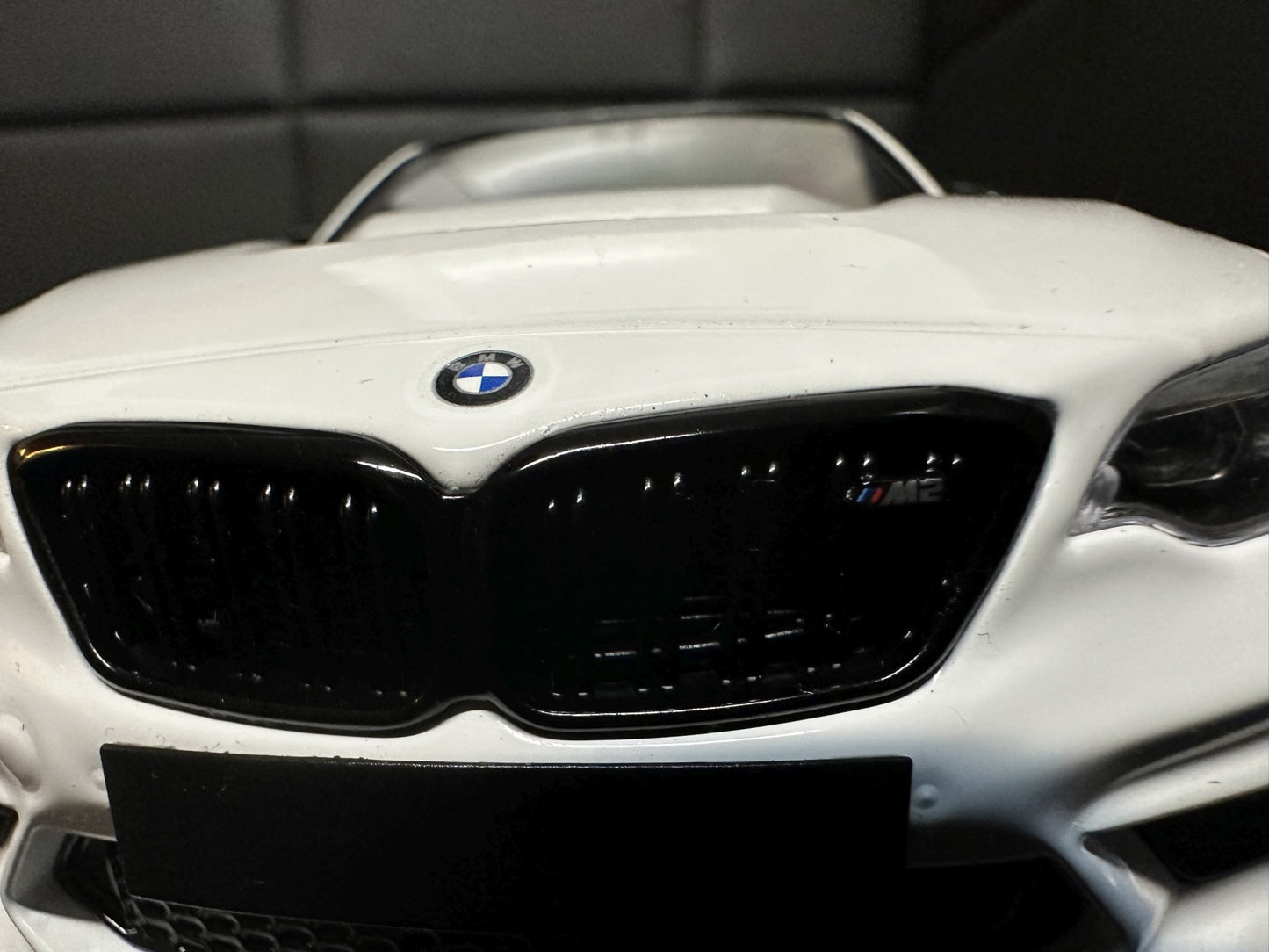 Bmw M2 CS F87 white 1:18 Minichamps 155021025 Бмв M2 бял