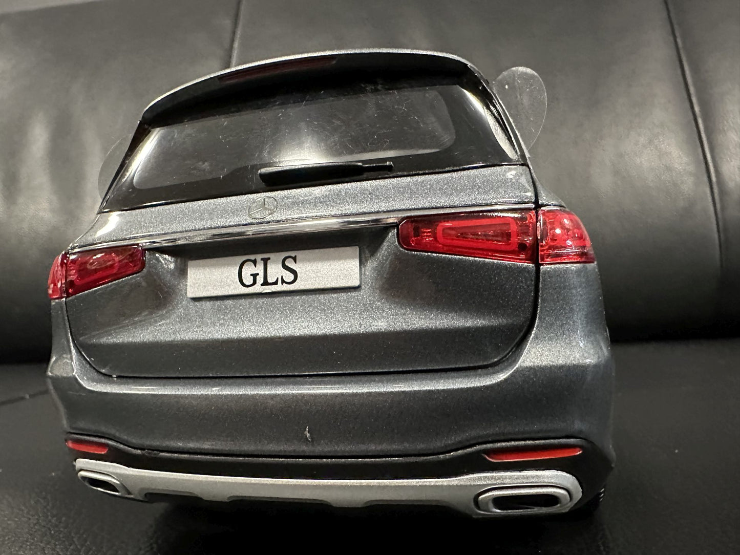 Mercedes Benz GLS X167 silver 1:18 Scale B66960623 Мерцедес Бенц ГЛС отваряем сив