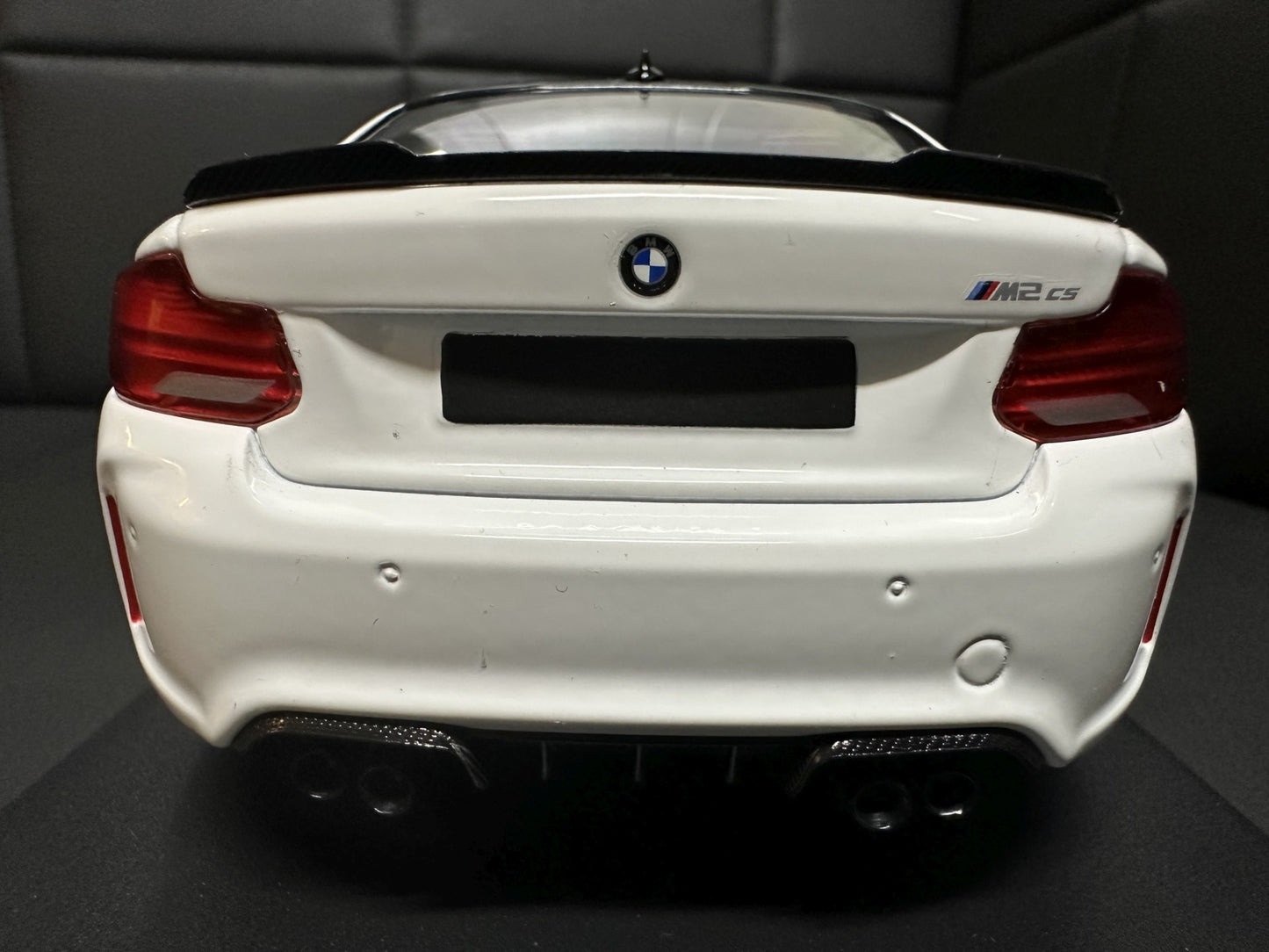 Bmw M2 CS F87 white 1:18 Minichamps 155021025 Бмв M2 бял