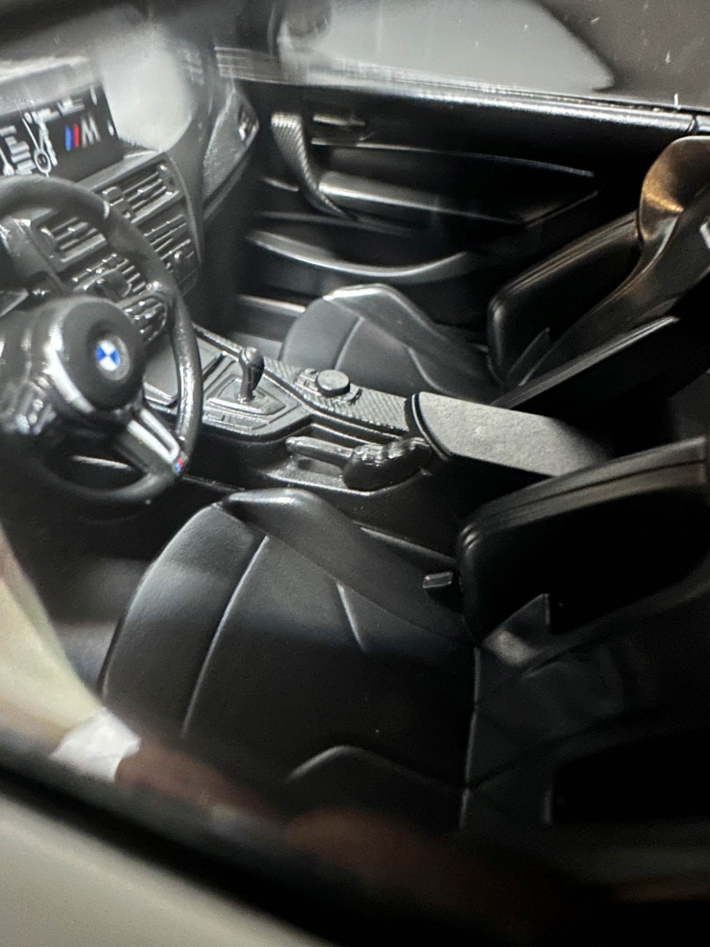 Bmw M2 CS F87 white 1:18 Minichamps 155021025 Бмв M2 бял