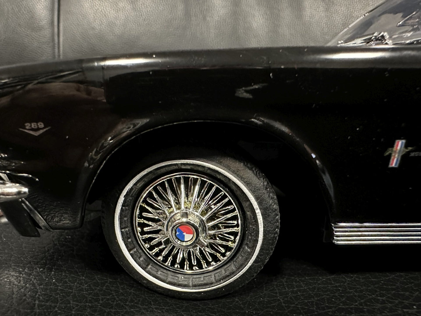 Ford Mustang Hardtop 1964 black 1:18 Motor Max 73164 Форд Мустанг черен