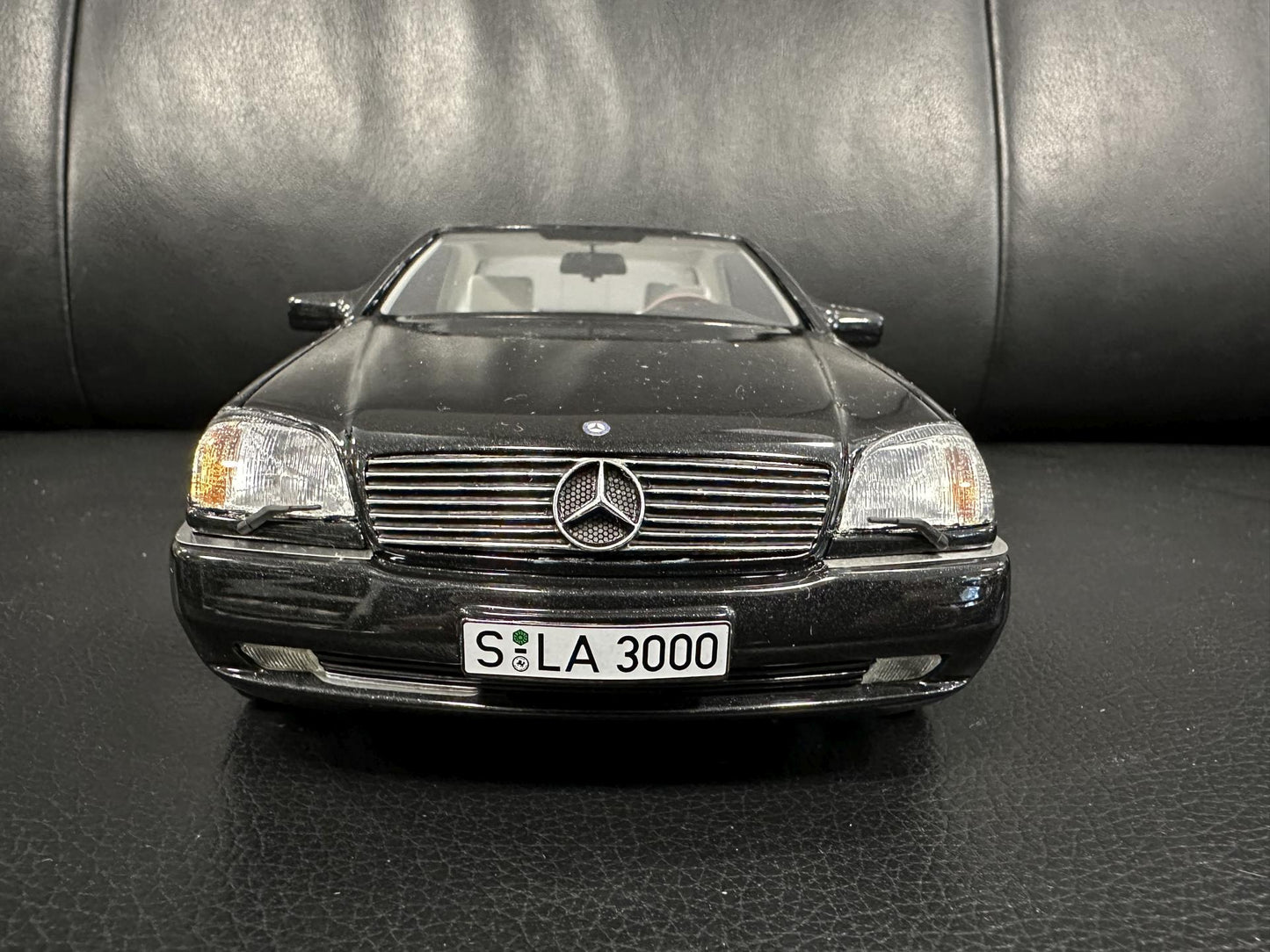 Mercedes Benz S Klasse 600SEC V12 Coupe C140 1992 black 1:18 Cult Scale CML079-2 Мерцедес Бенц С Класа 600 СЕК черен