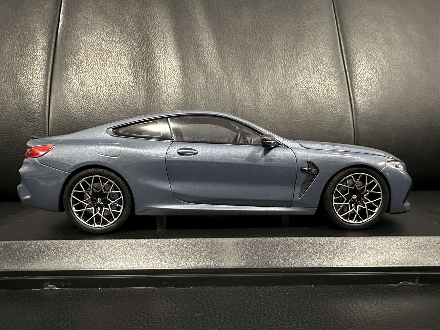 Bmw M8 Competition Coupe blue 2020 1:18 Minichamps 110029024 Бмв М8 Компетишън Купе
