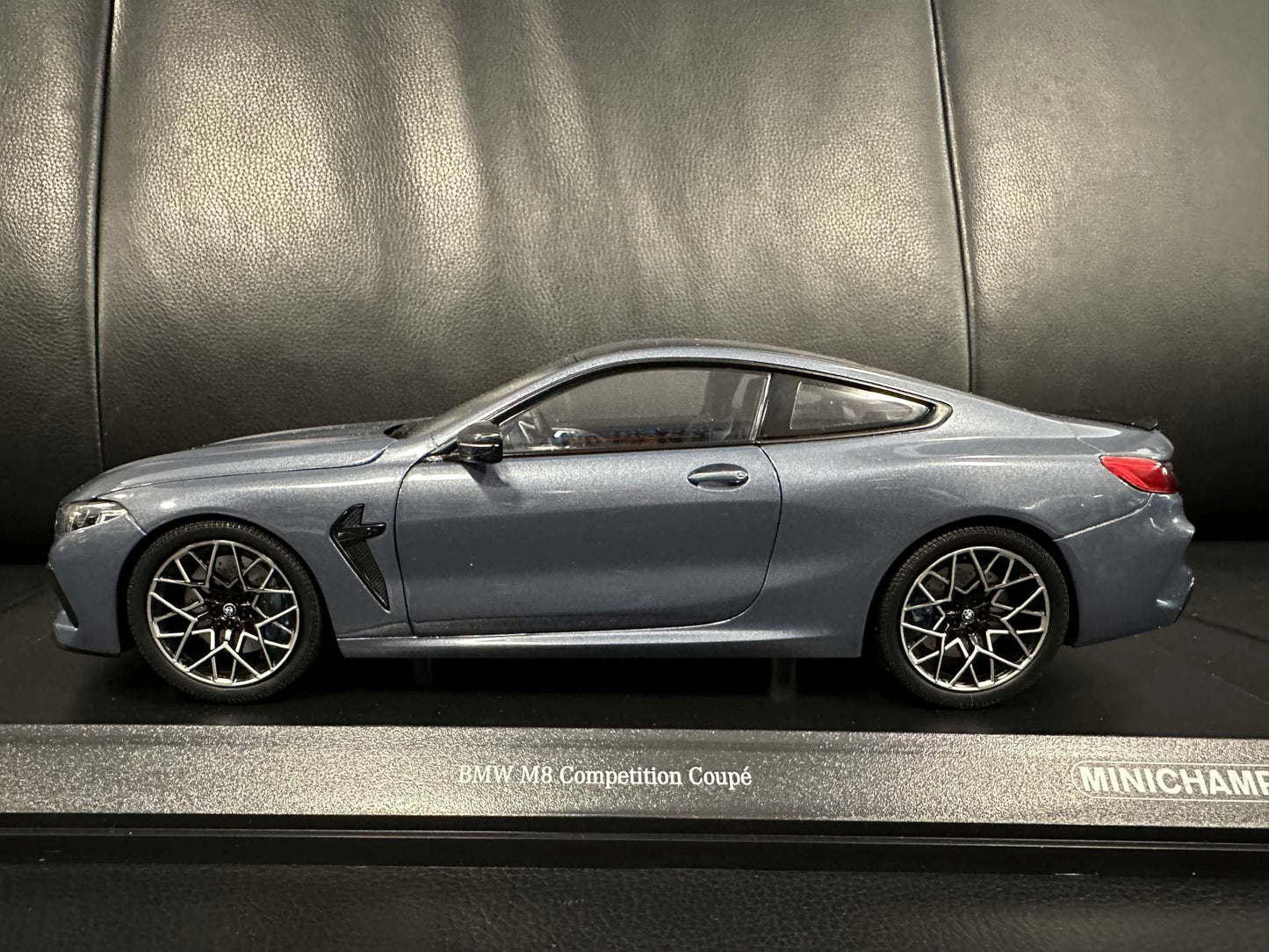 Bmw M8 Competition Coupe blue 2020 1:18 Minichamps 110029024 Бмв М8 Компетишън Купе