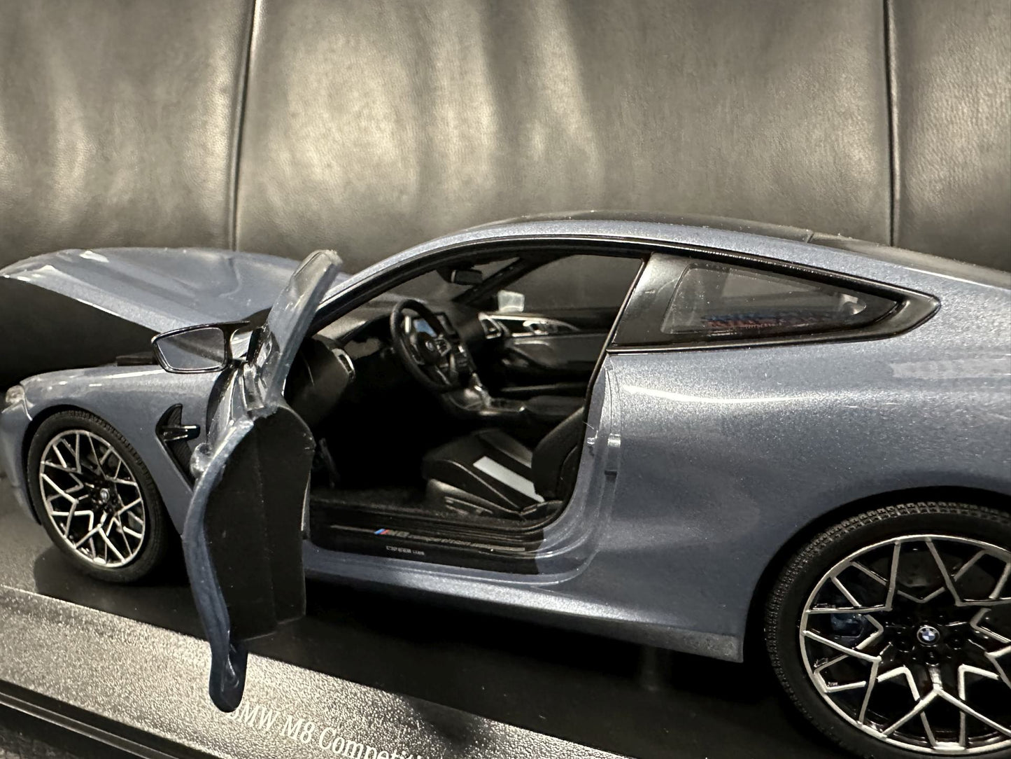 Bmw M8 Competition Coupe blue 2020 1:18 Minichamps 110029024 Бмв М8 Компетишън Купе