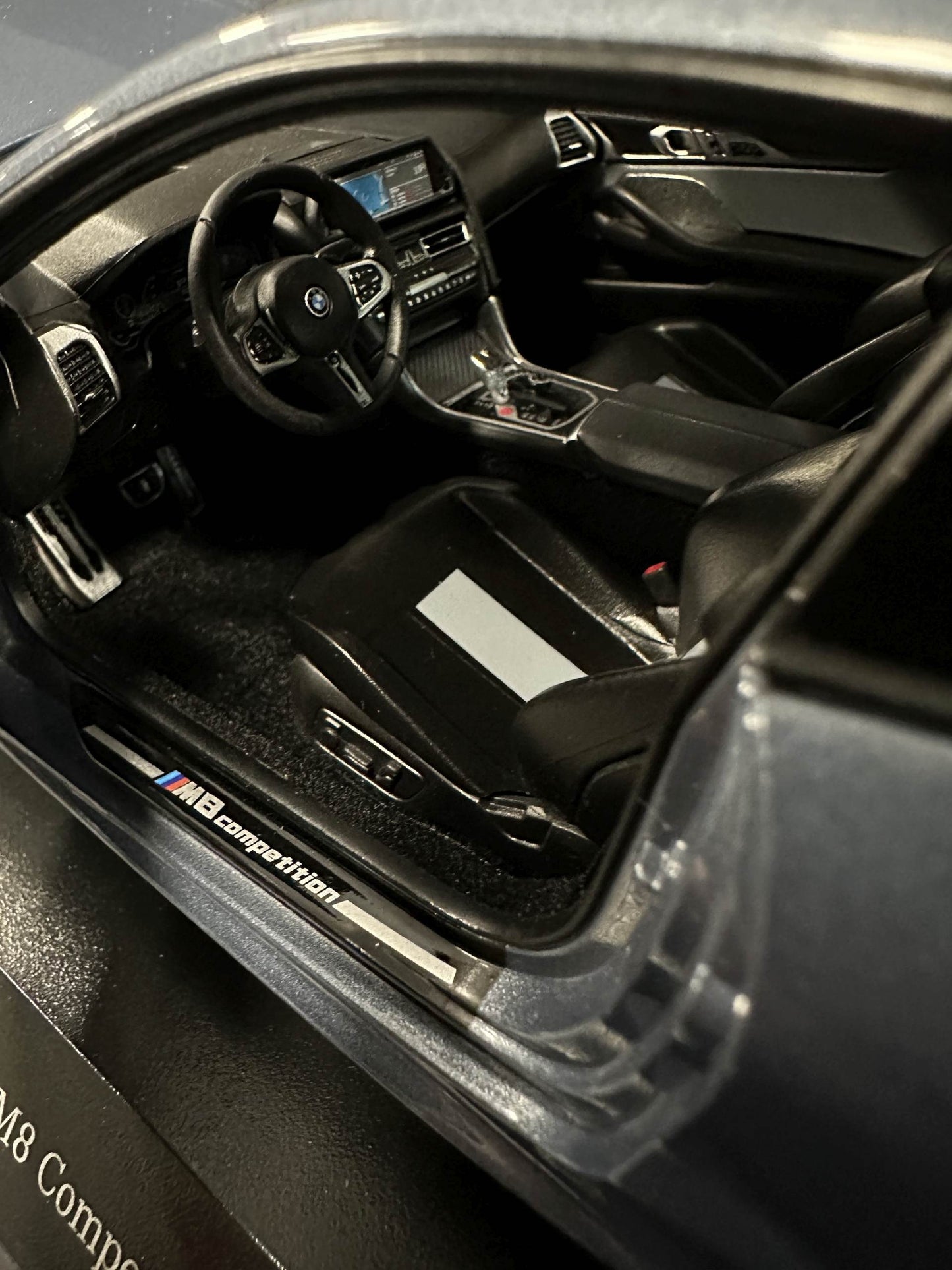 Bmw M8 Competition Coupe blue 2020 1:18 Minichamps 110029024 Бмв М8 Компетишън Купе